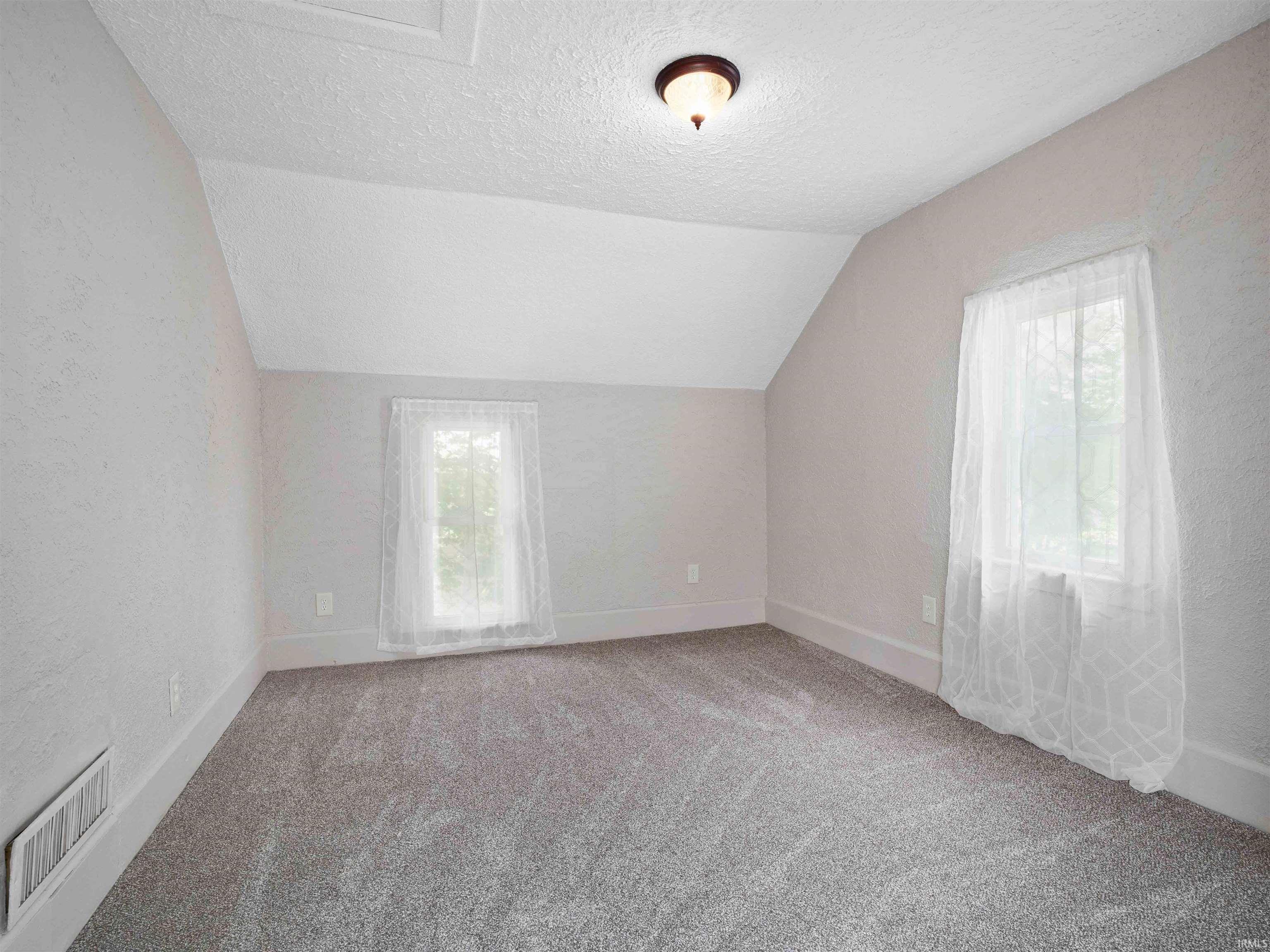 Photo 19 of 254 Grayston Avenue