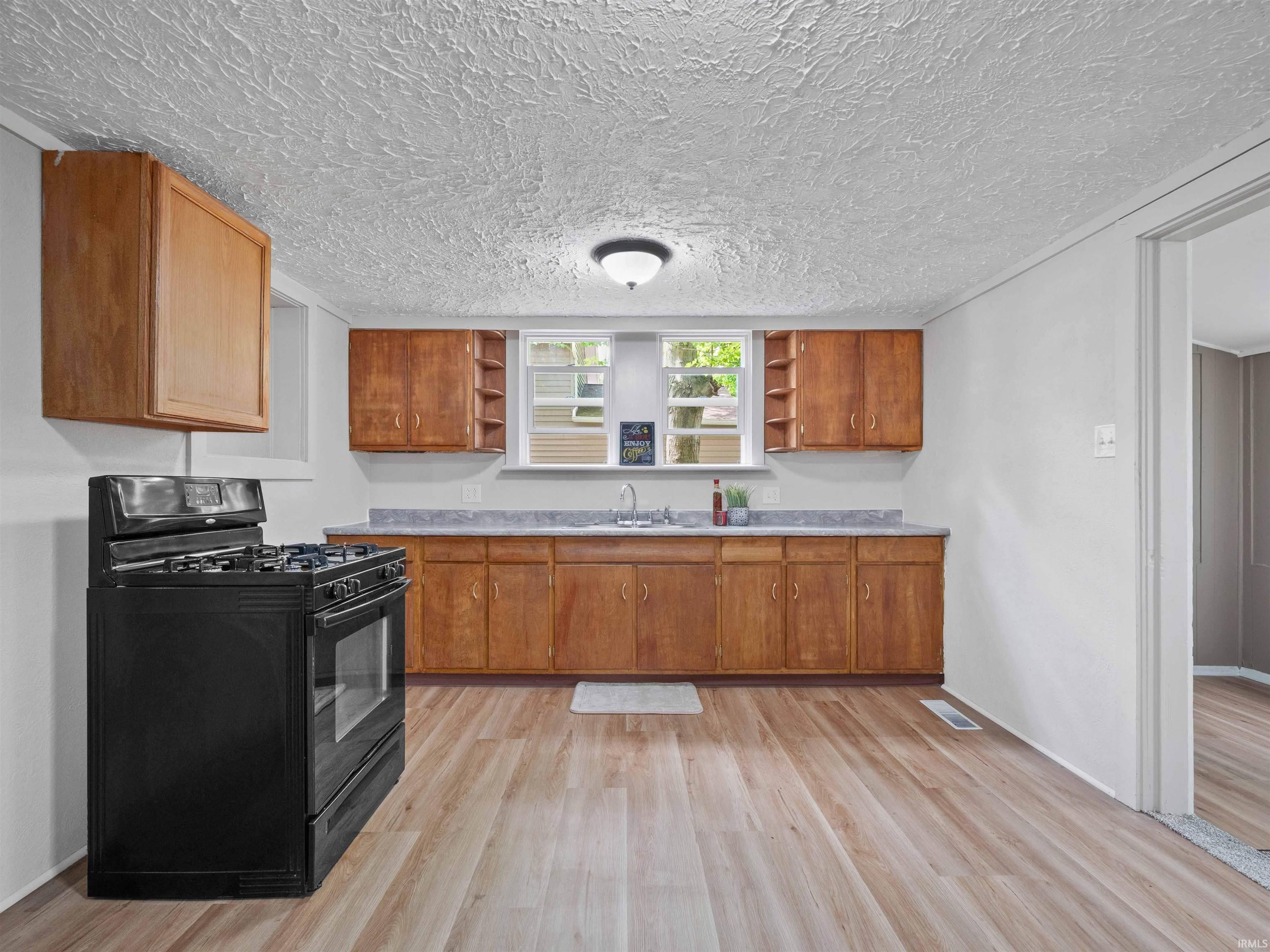 Photo 5 of 254 Grayston Avenue