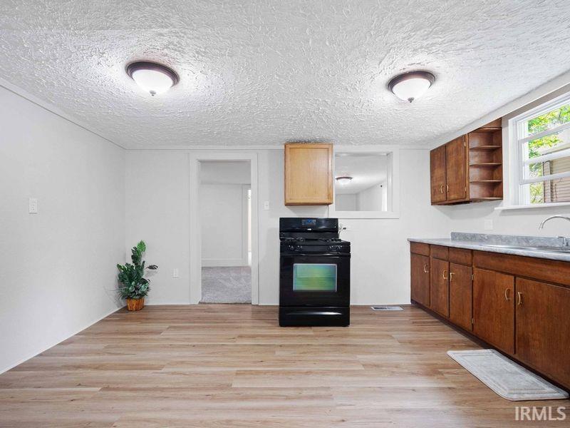 Photo 6 of 254 Grayston Avenue