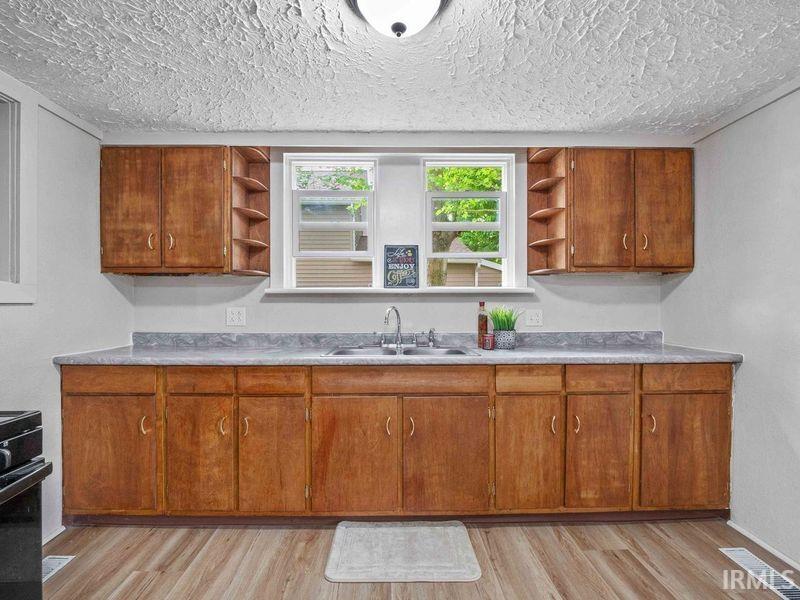 Photo 8 of 254 Grayston Avenue