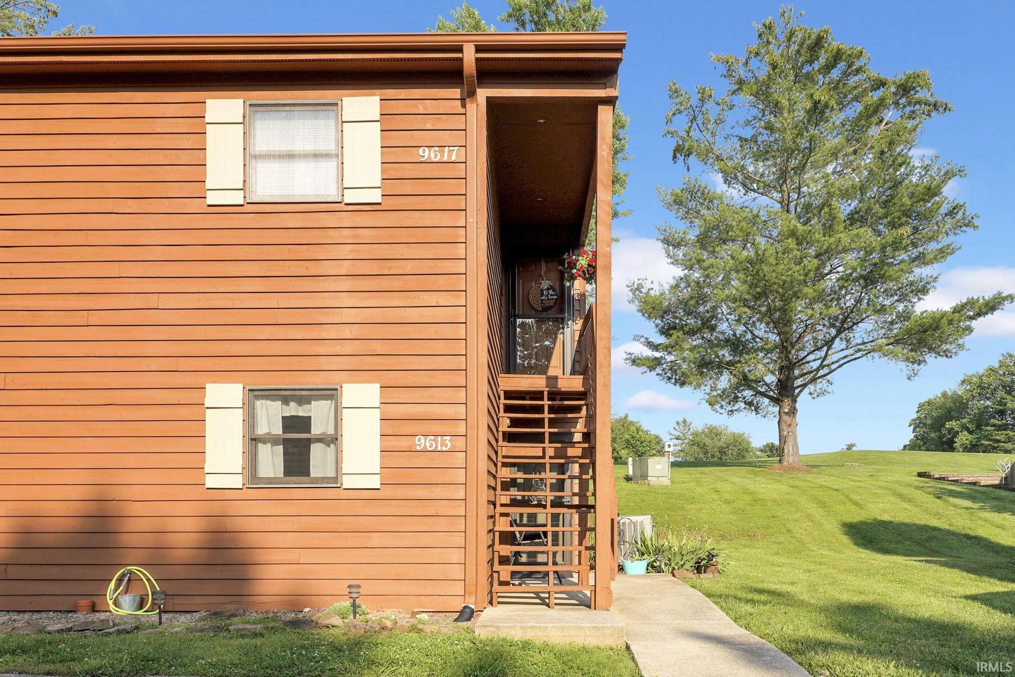 Homes for sale in Bloomington, IN | 9617 S Lake Ridge Dr #4, Bloomington, IN 47401 | MLS# 202522049