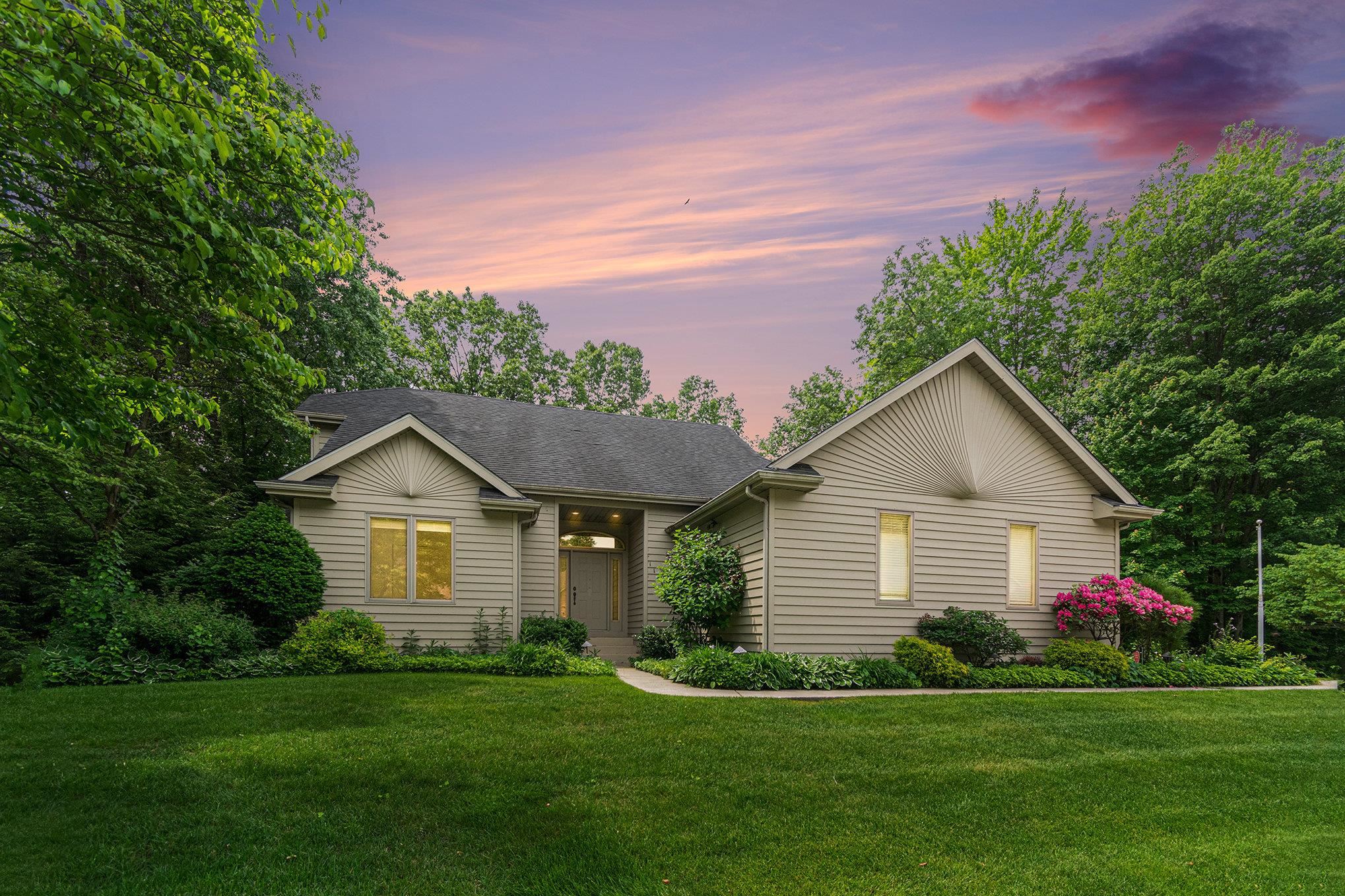 Homes for sale in Granger, IN | 11830 Old Oak Dr, Granger, IN 46530 | MLS# 202522082