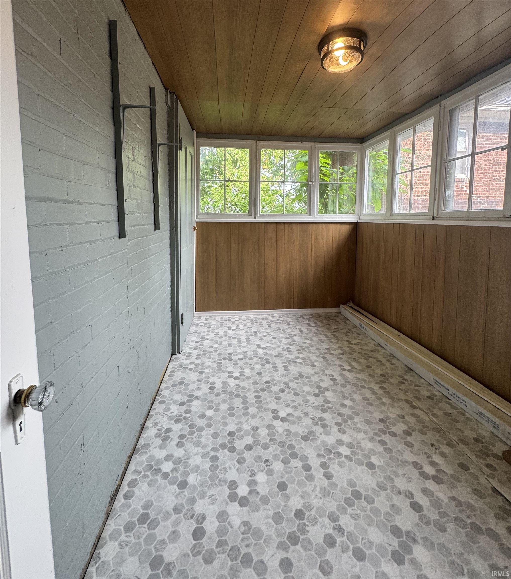 Photo 28 of 241 W Tipton Street