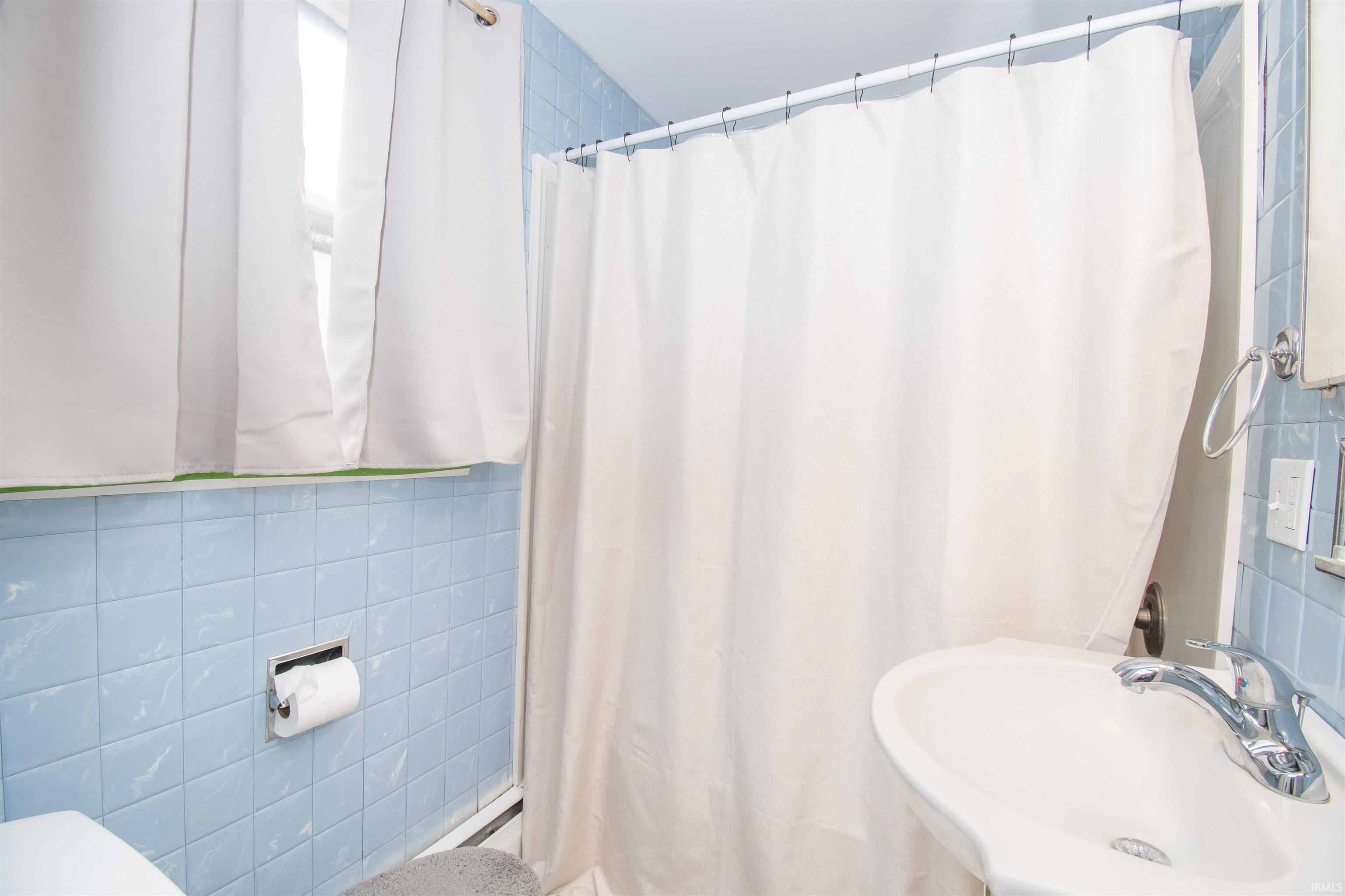Photo 10 of 523 Ogle Street