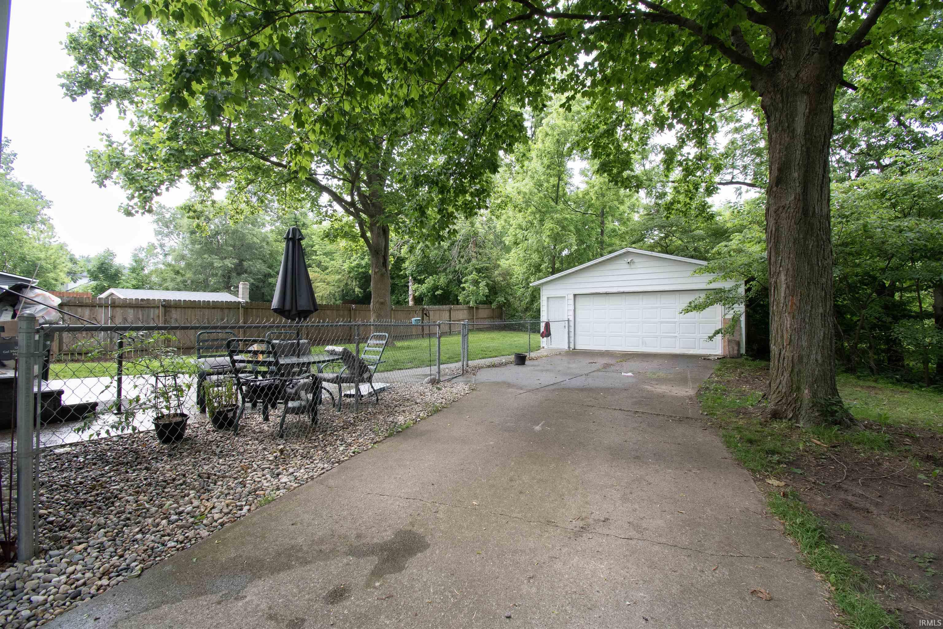 Photo 3 of 523 Ogle Street