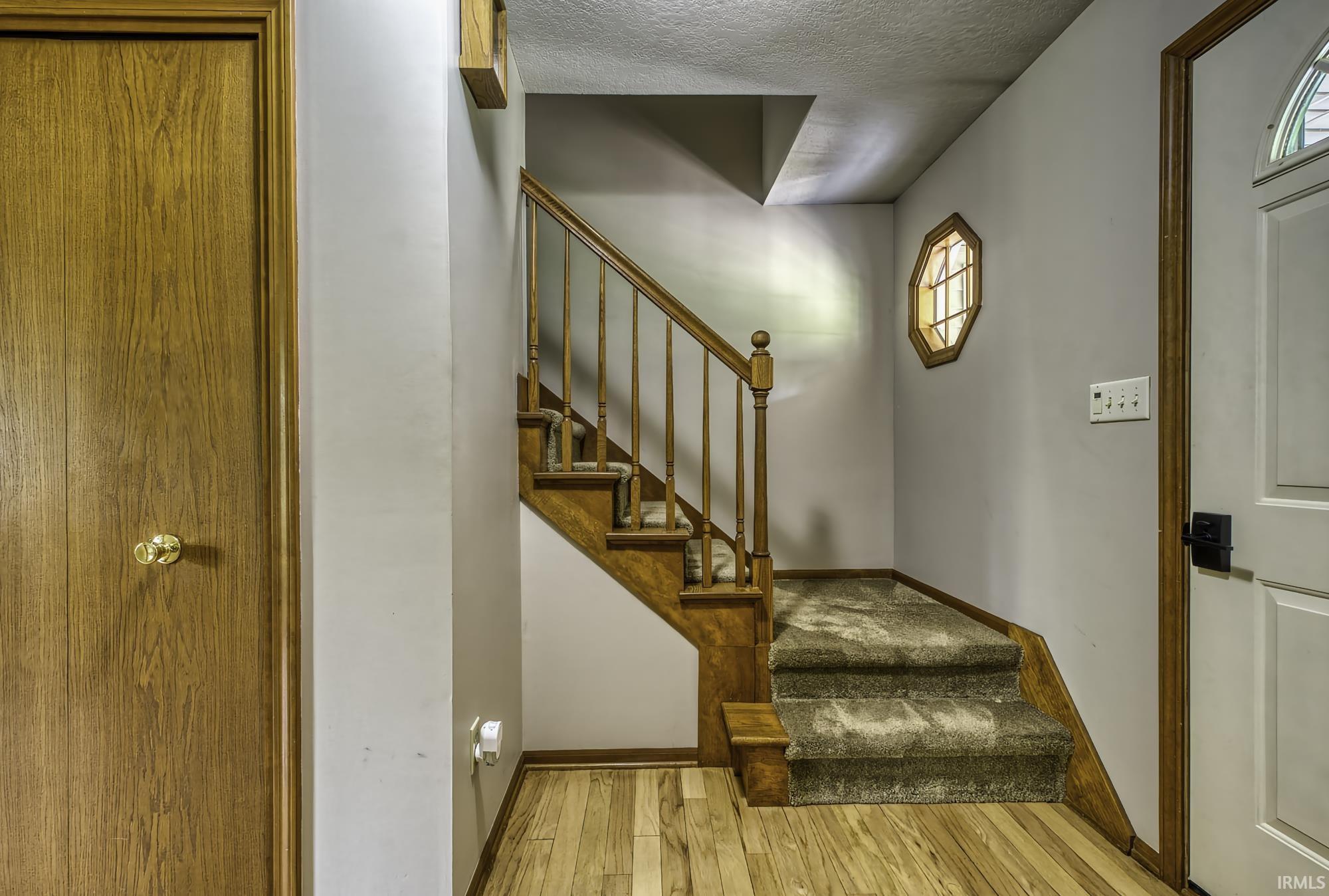 Photo 13 of 2560 E Maple Drive