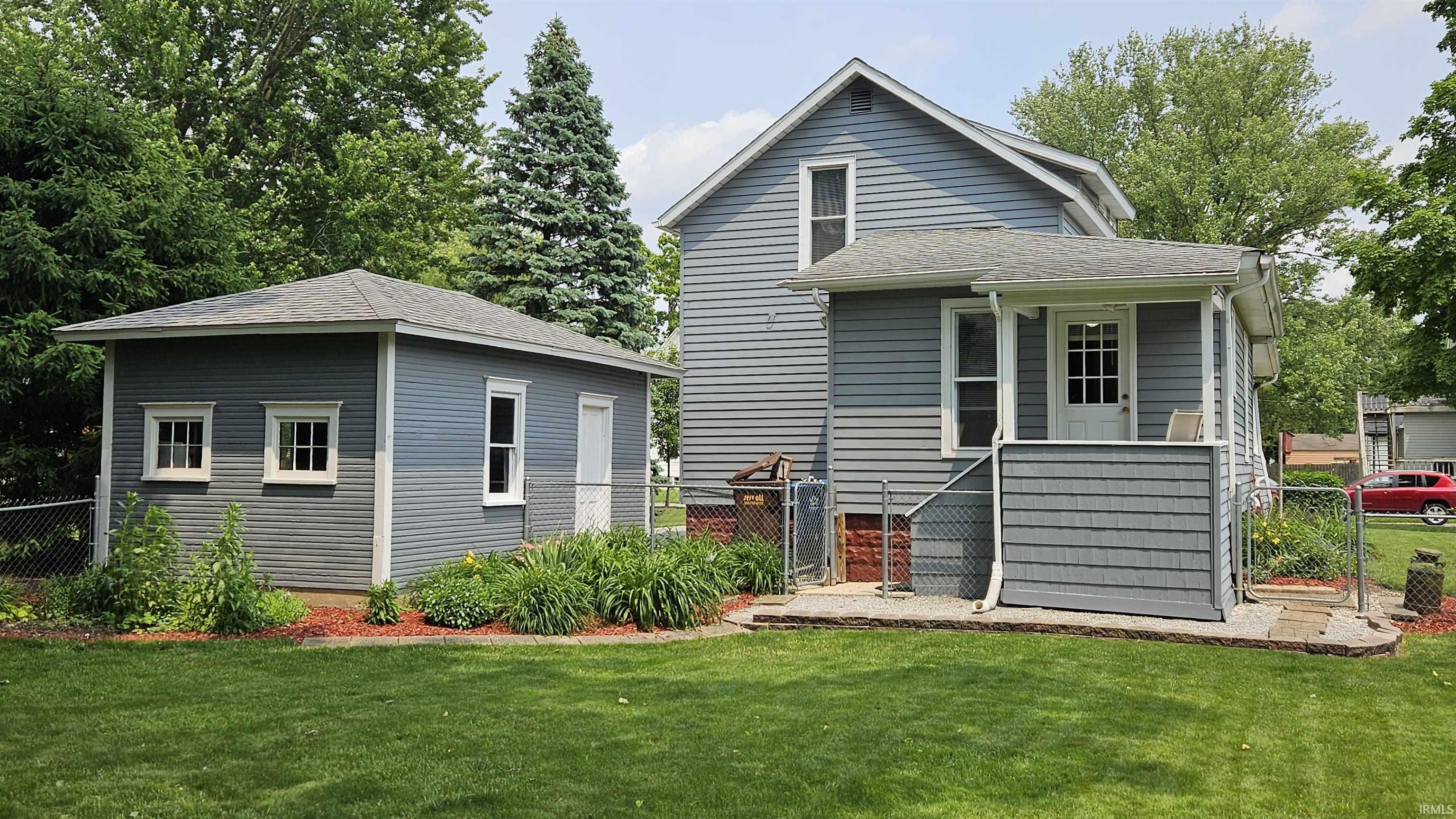 Photo 4 of 709 N Cedar Street