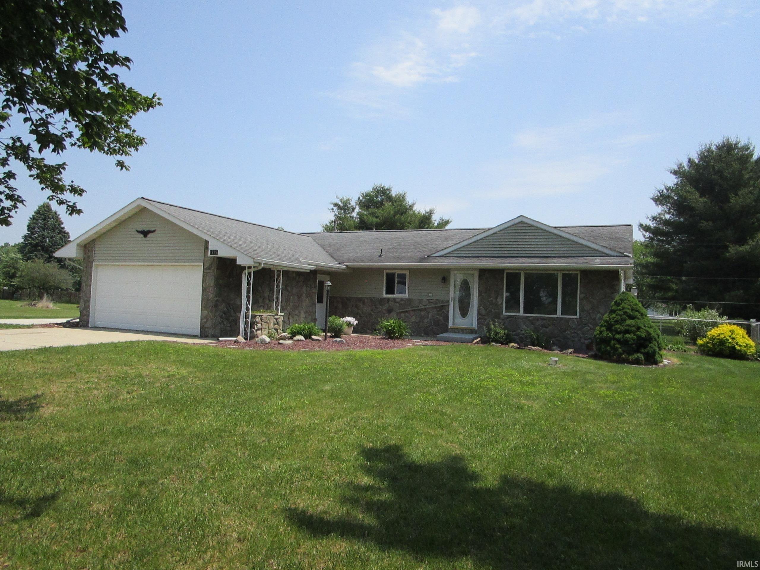 feature listing property photo