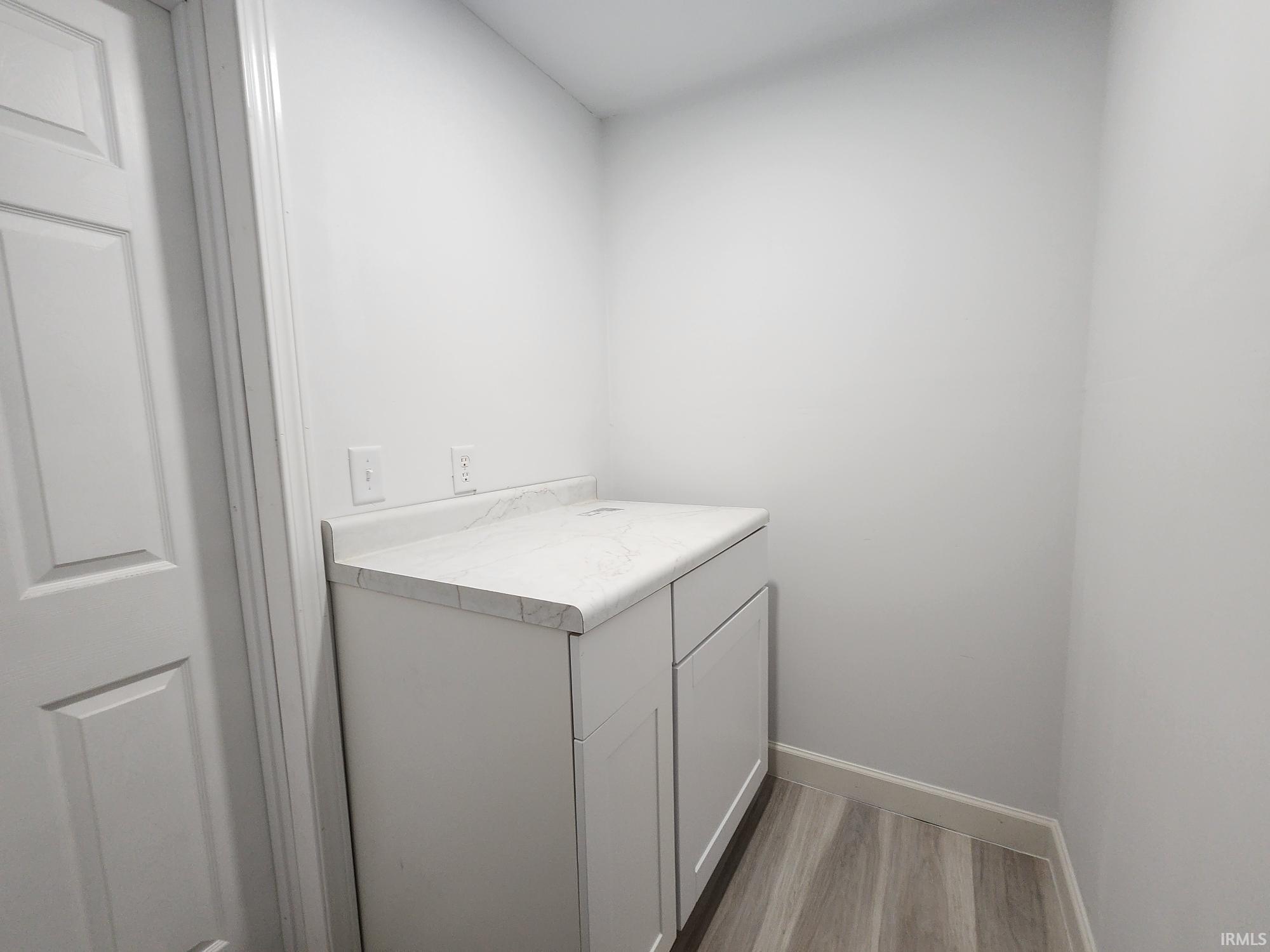 Photo 7 of 1584 Snyder Street