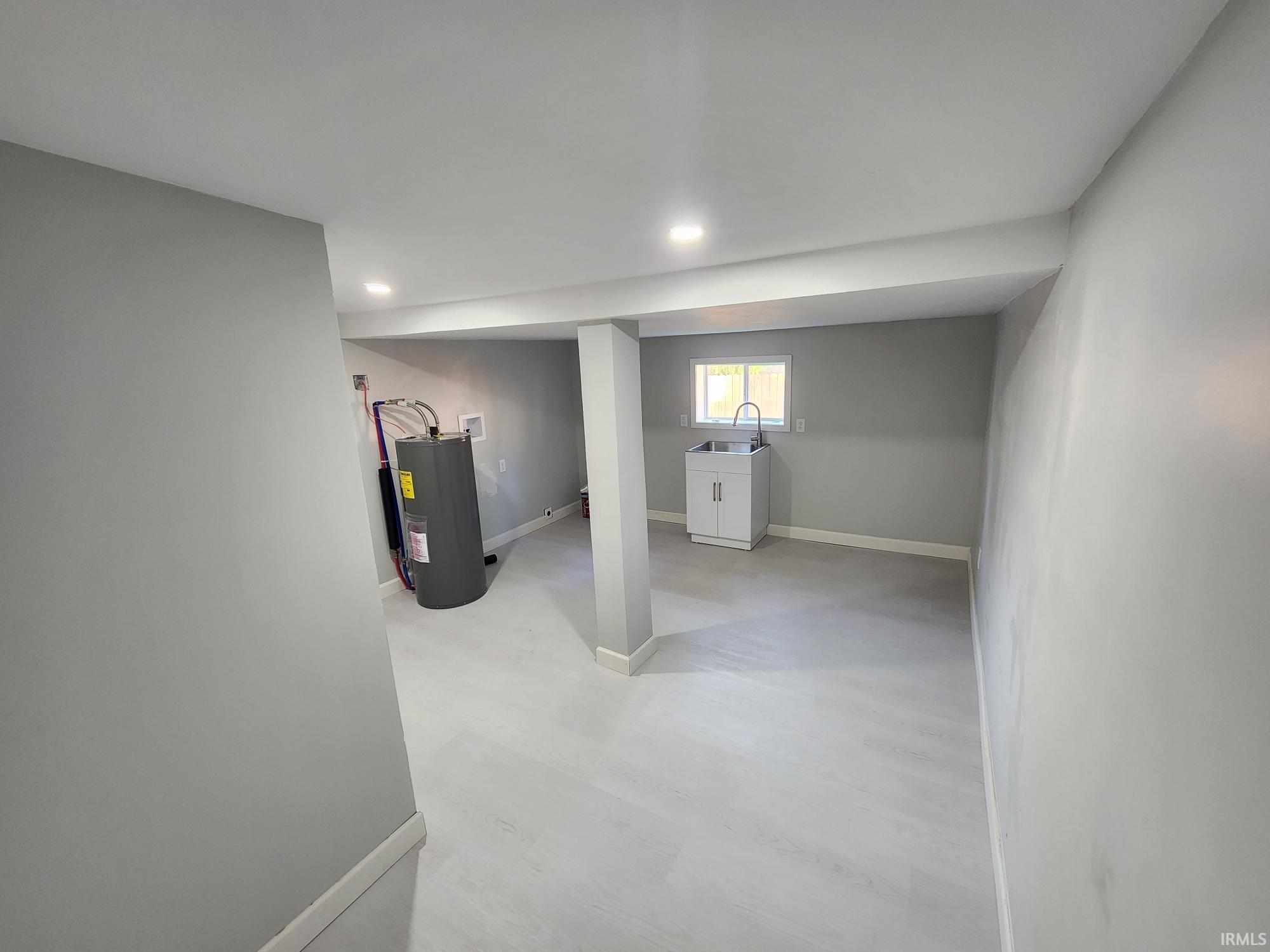 Photo 8 of 1584 Snyder Street