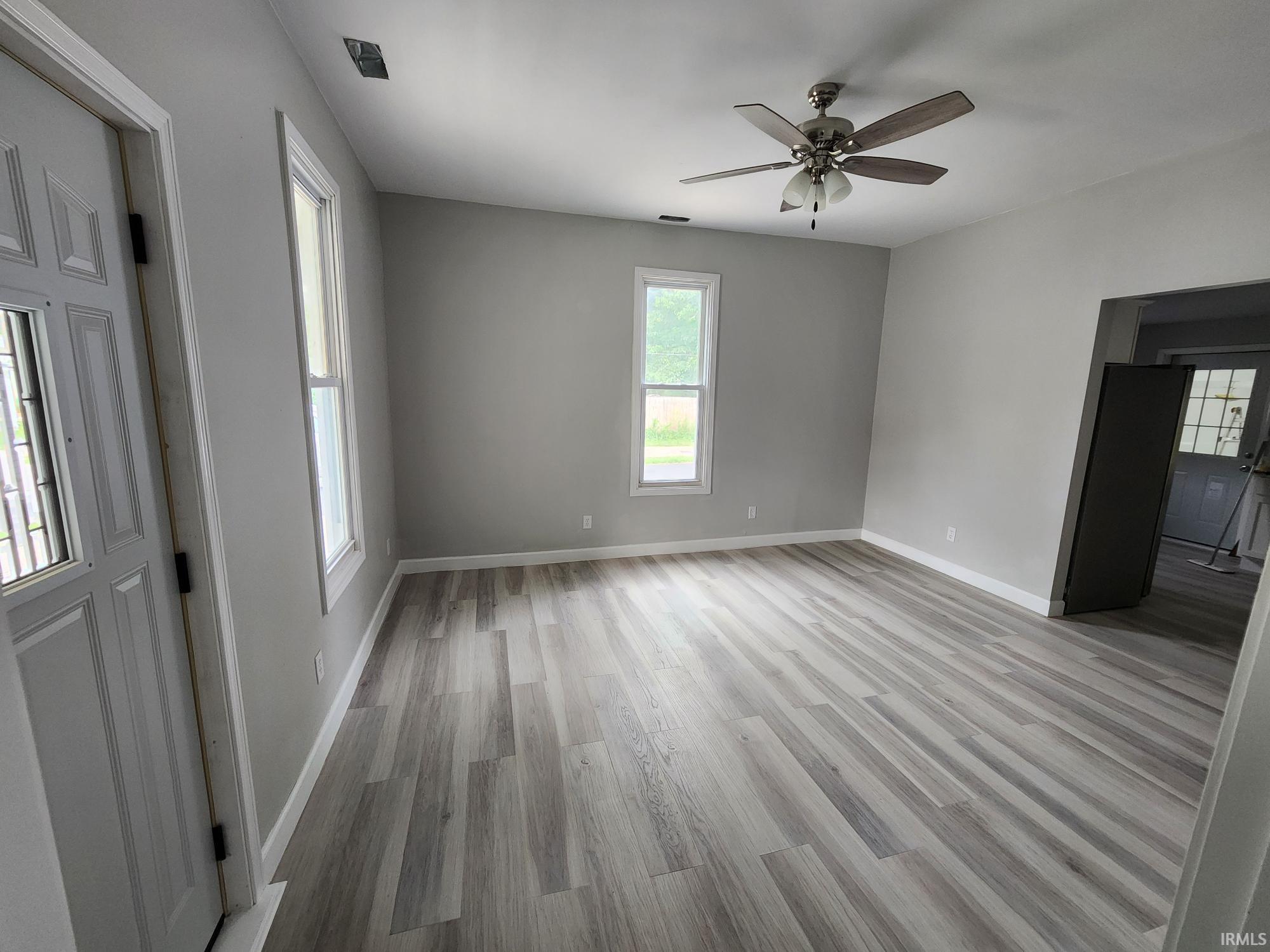 Photo 9 of 1584 Snyder Street