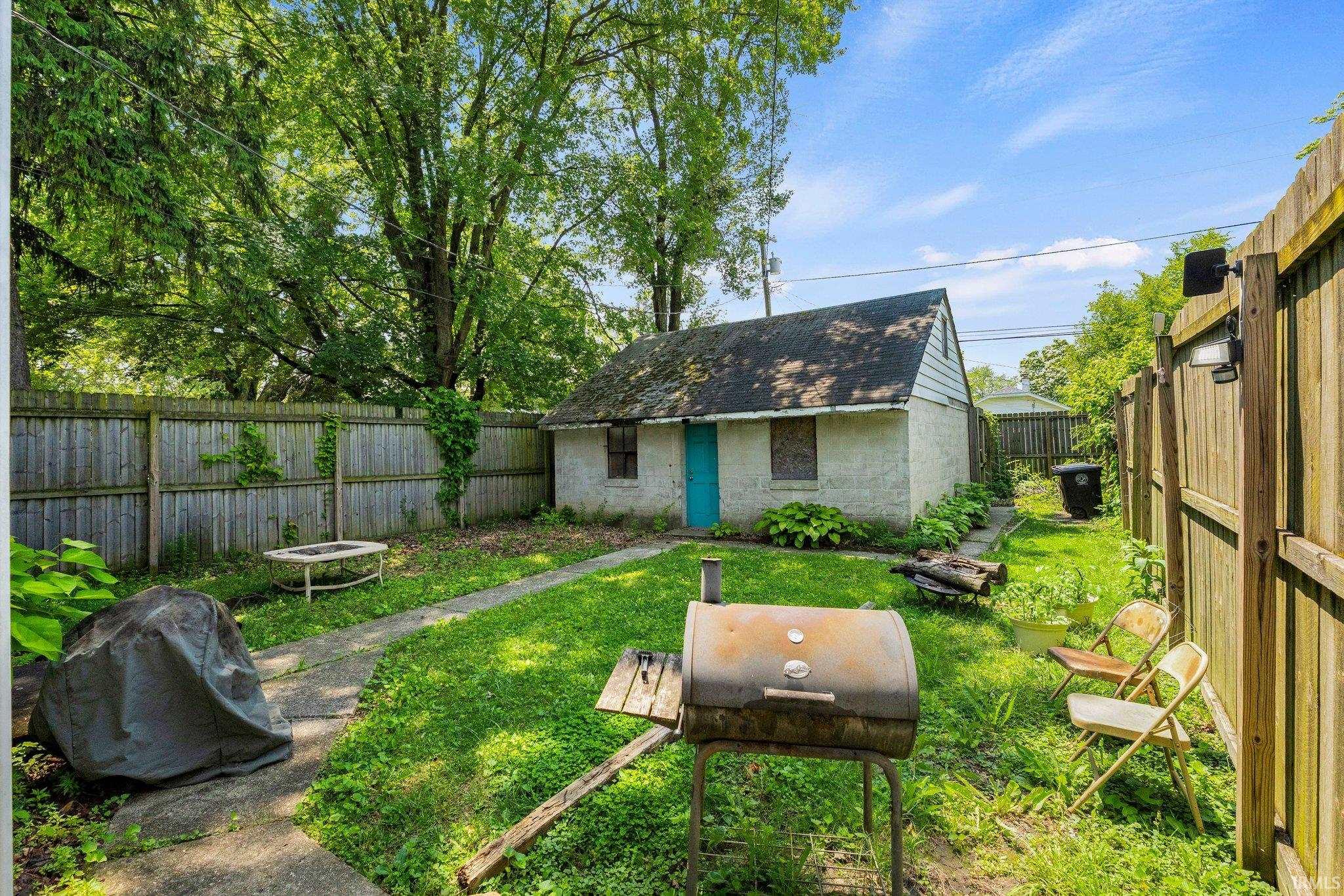 Photo 26 of 3006 Monroe Street