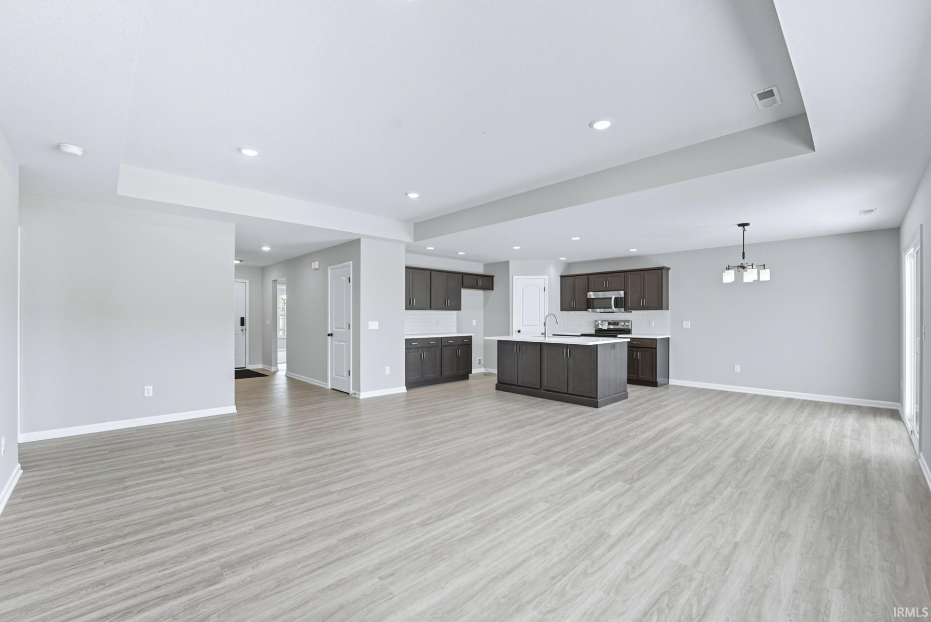 Photo 2 of 1392 Lancelot Lane