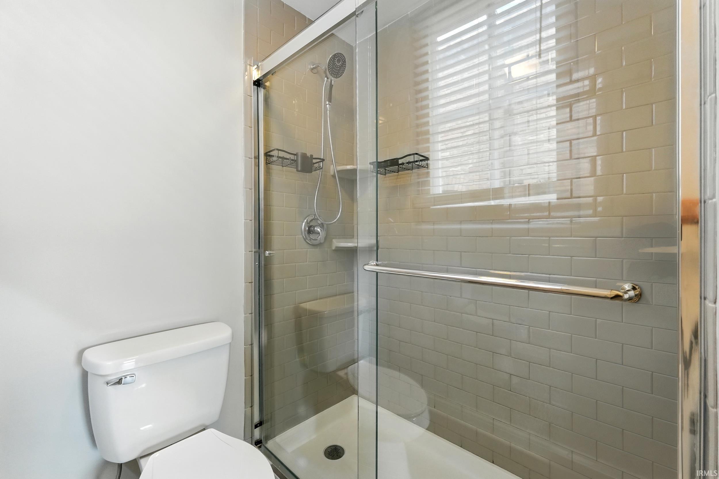 Photo 26 of 112 W Washington Boulevard