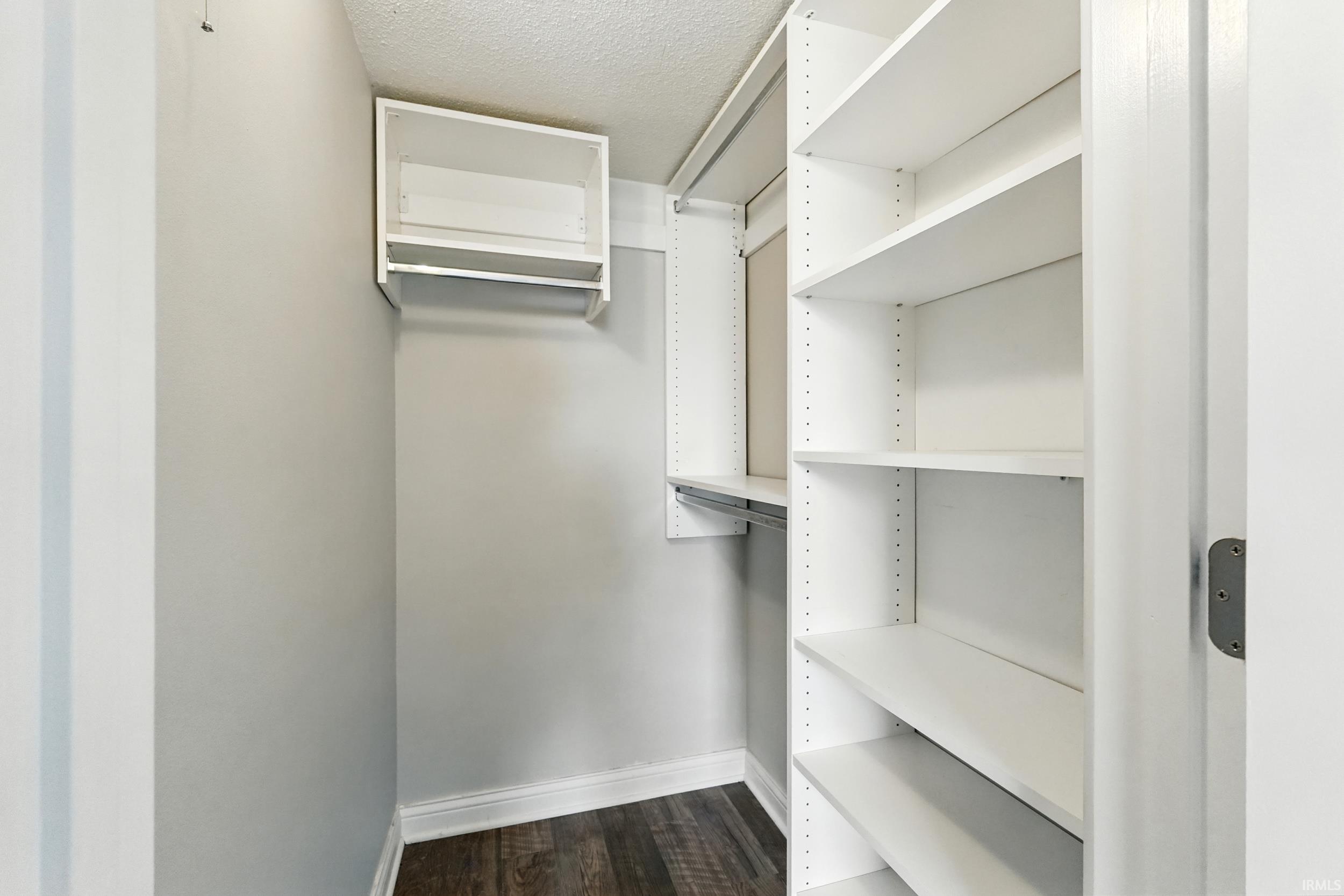 Photo 27 of 112 W Washington Boulevard