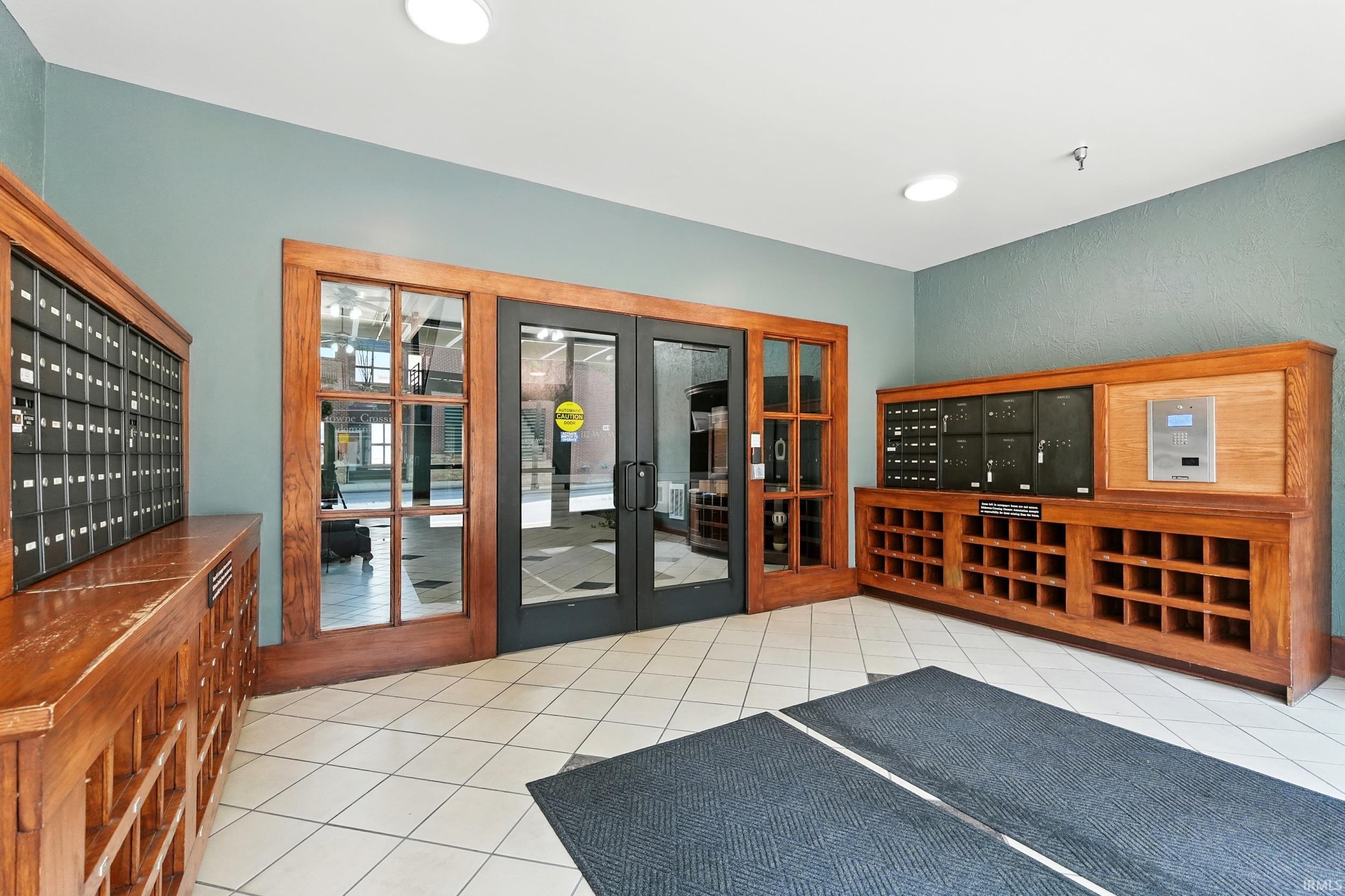 Photo 31 of 112 W Washington Boulevard