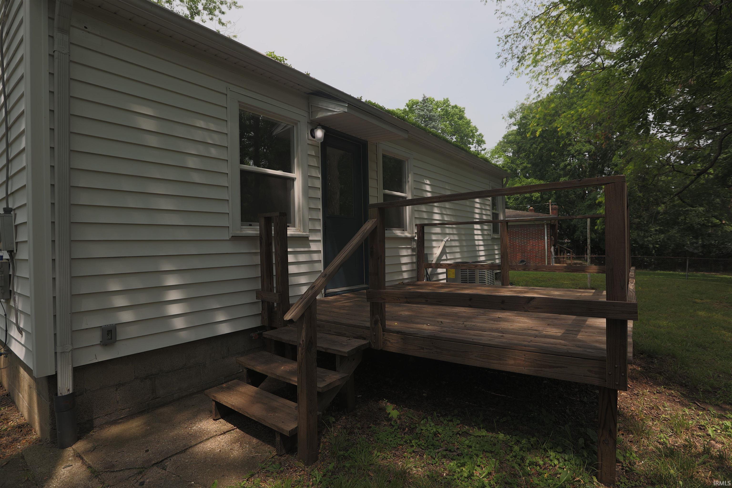 Photo 6 of 651 W Maple Street