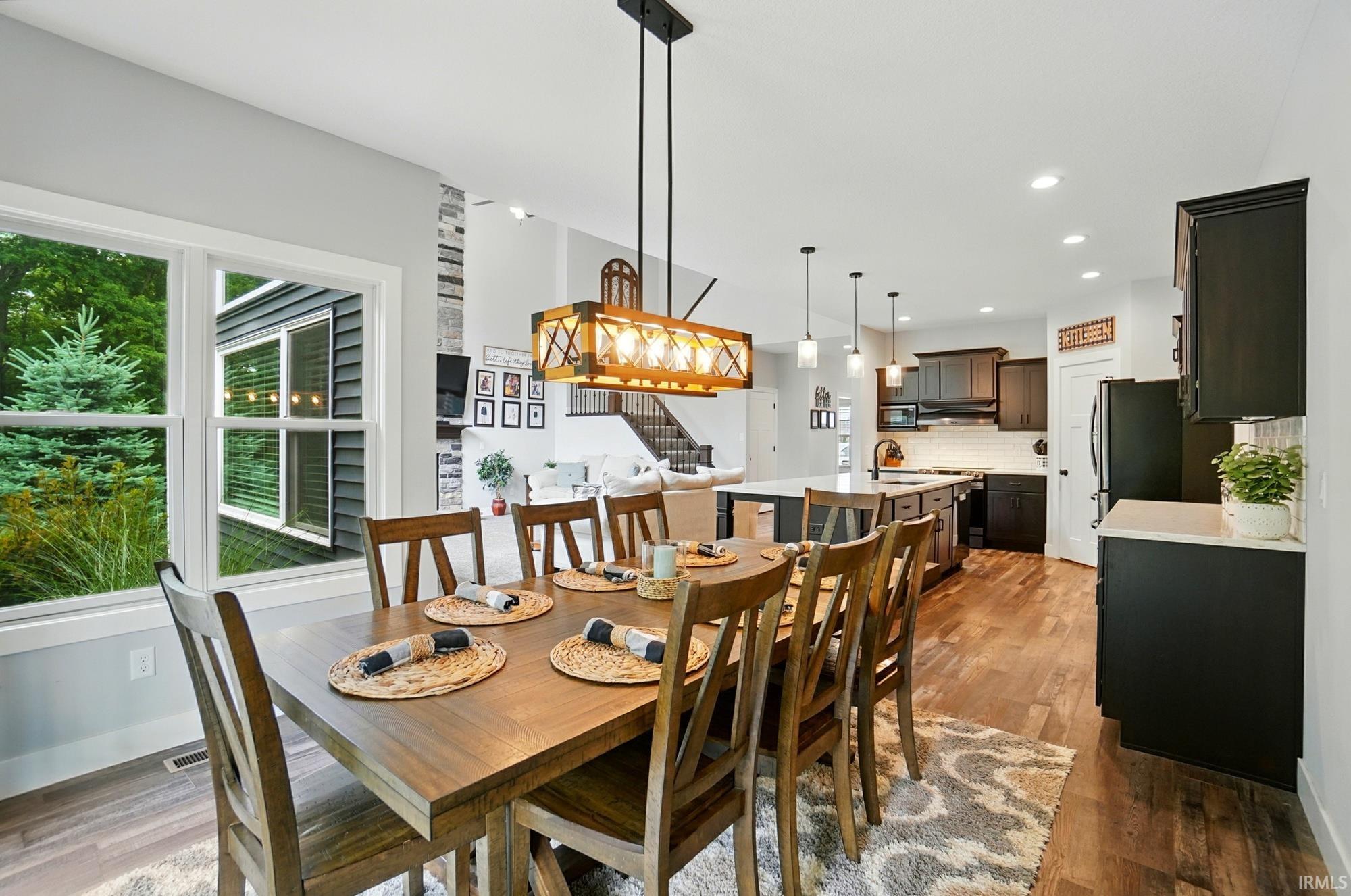 Photo 14 of 907 Switchfoot Drive