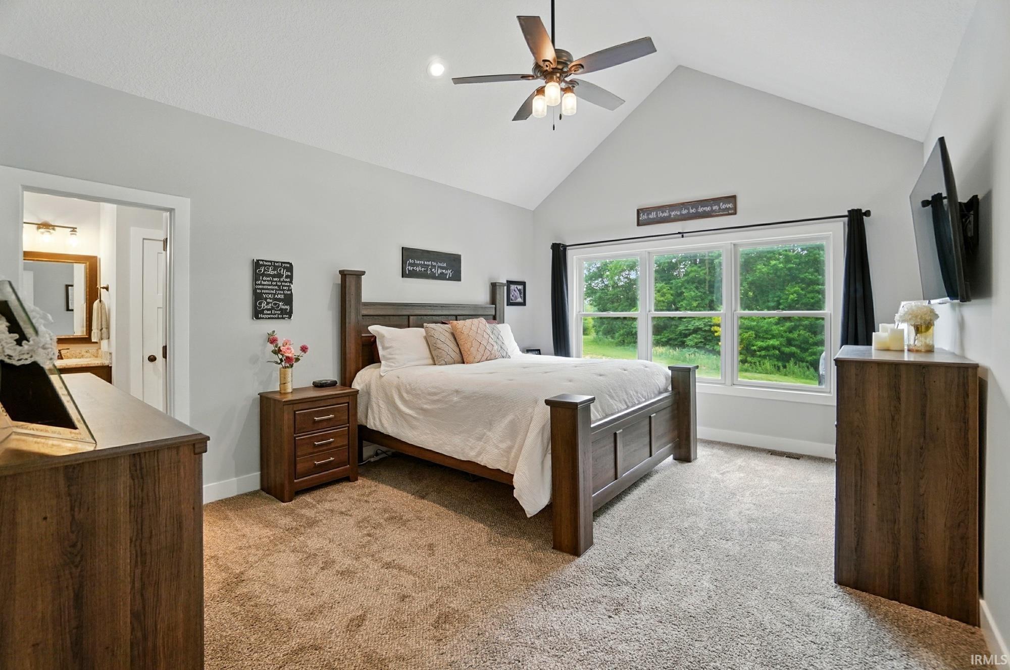 Photo 17 of 907 Switchfoot Drive