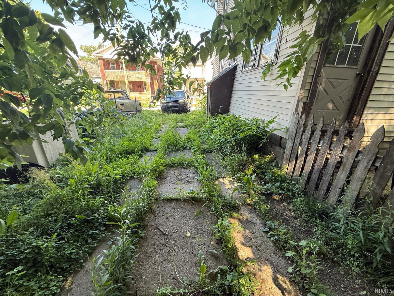 Photo 7 of 521 First Street