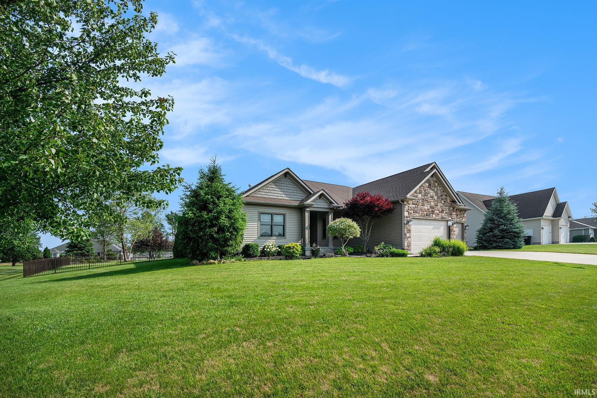 Photo 1 of 645 E Essex Drive
