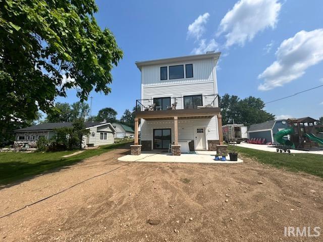 Photo 5 of 1498 N Shore Drive