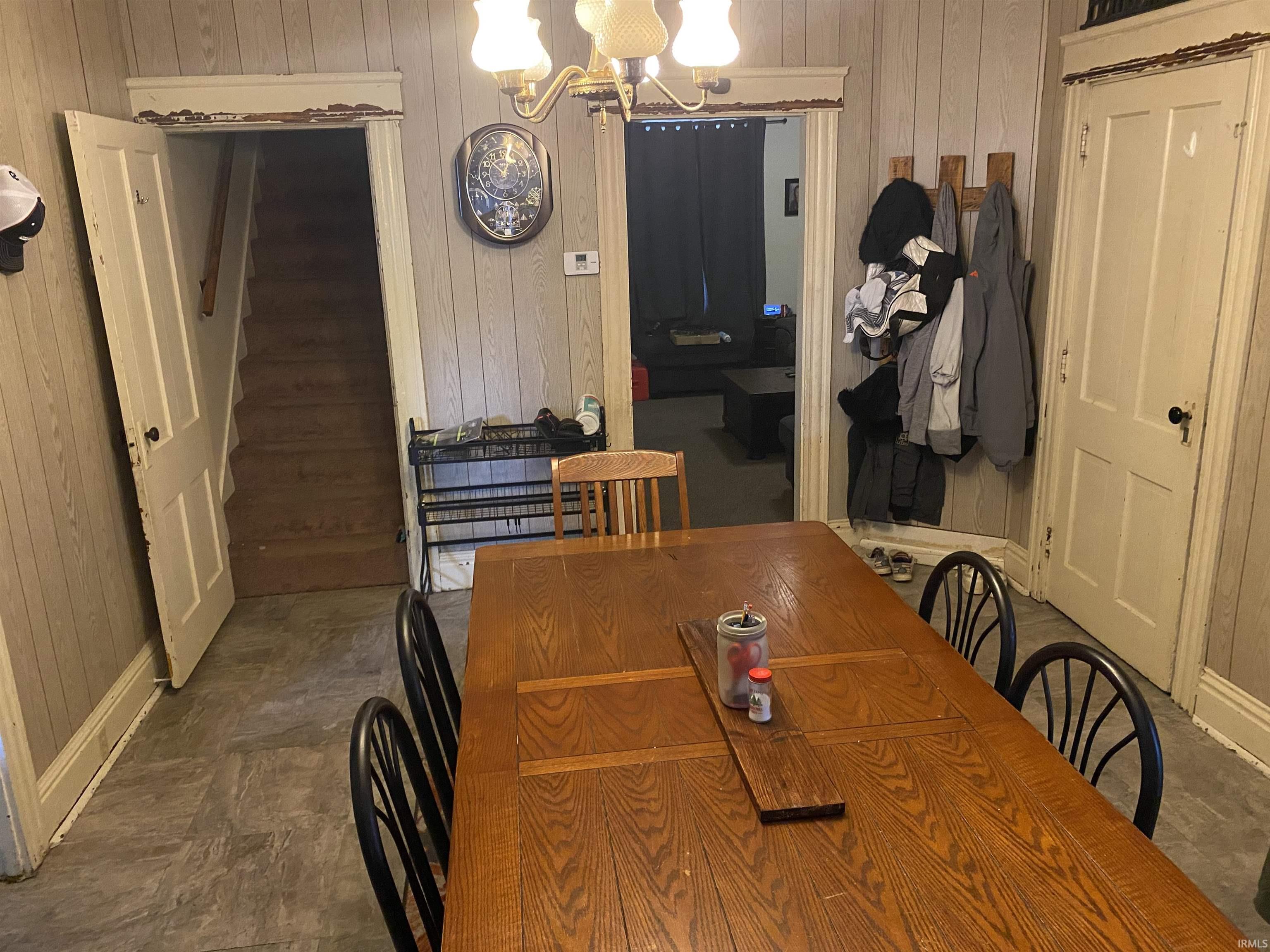 Photo 7 of 506 N Sprunger Street