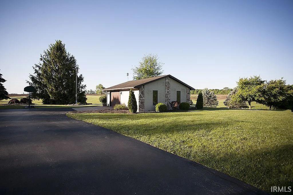 Photo 2 of 7273 W 100 N Road