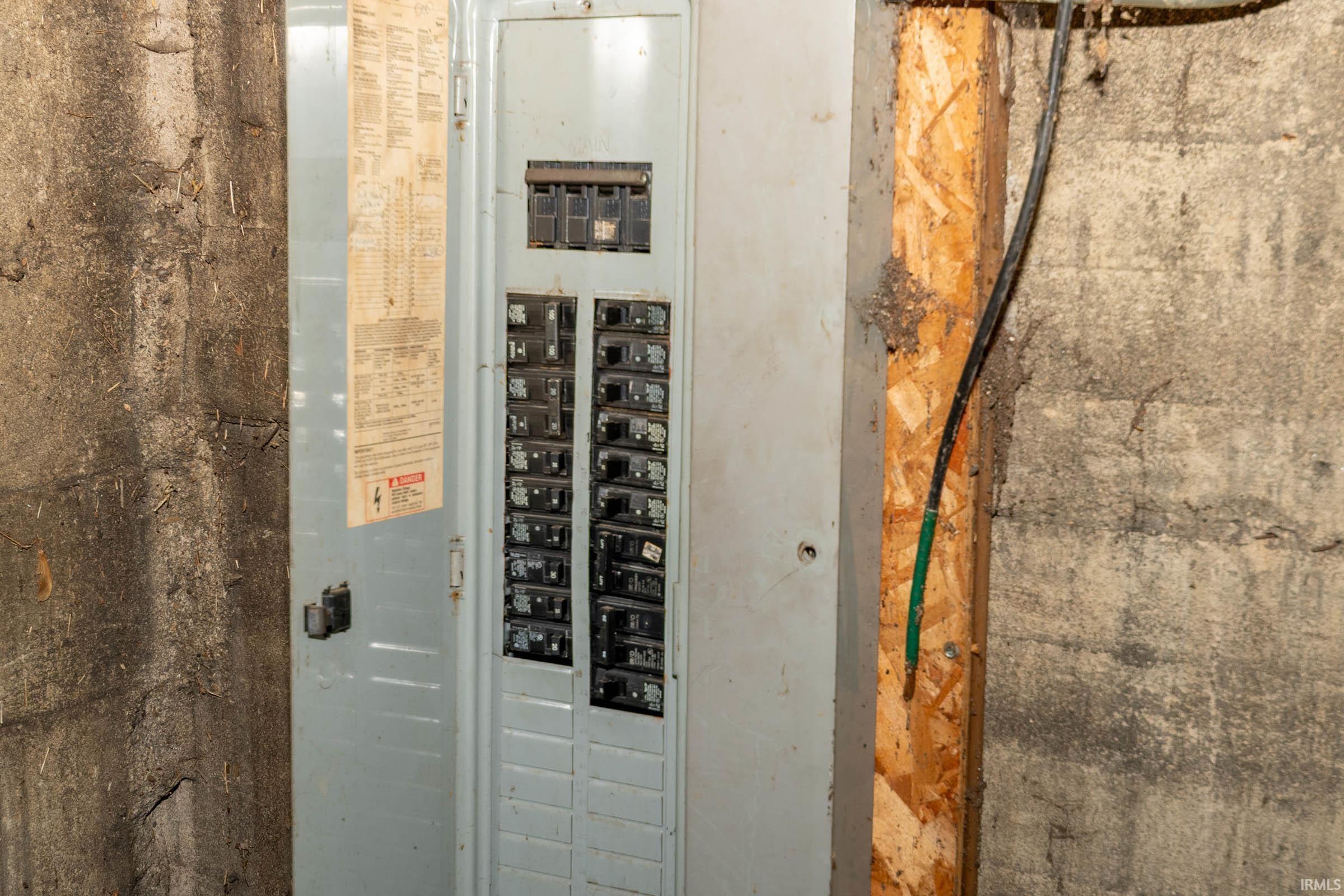Photo 11 of 704 Bower ST.