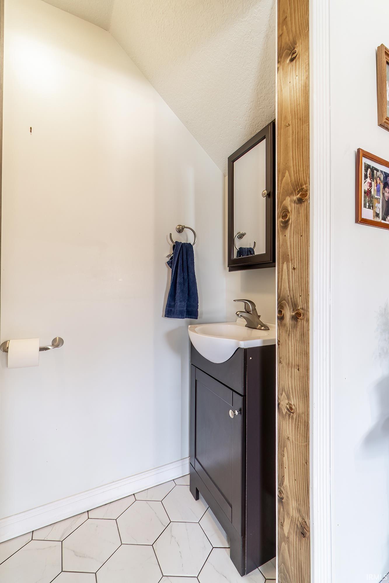 Photo 15 of 200 PYLE Street