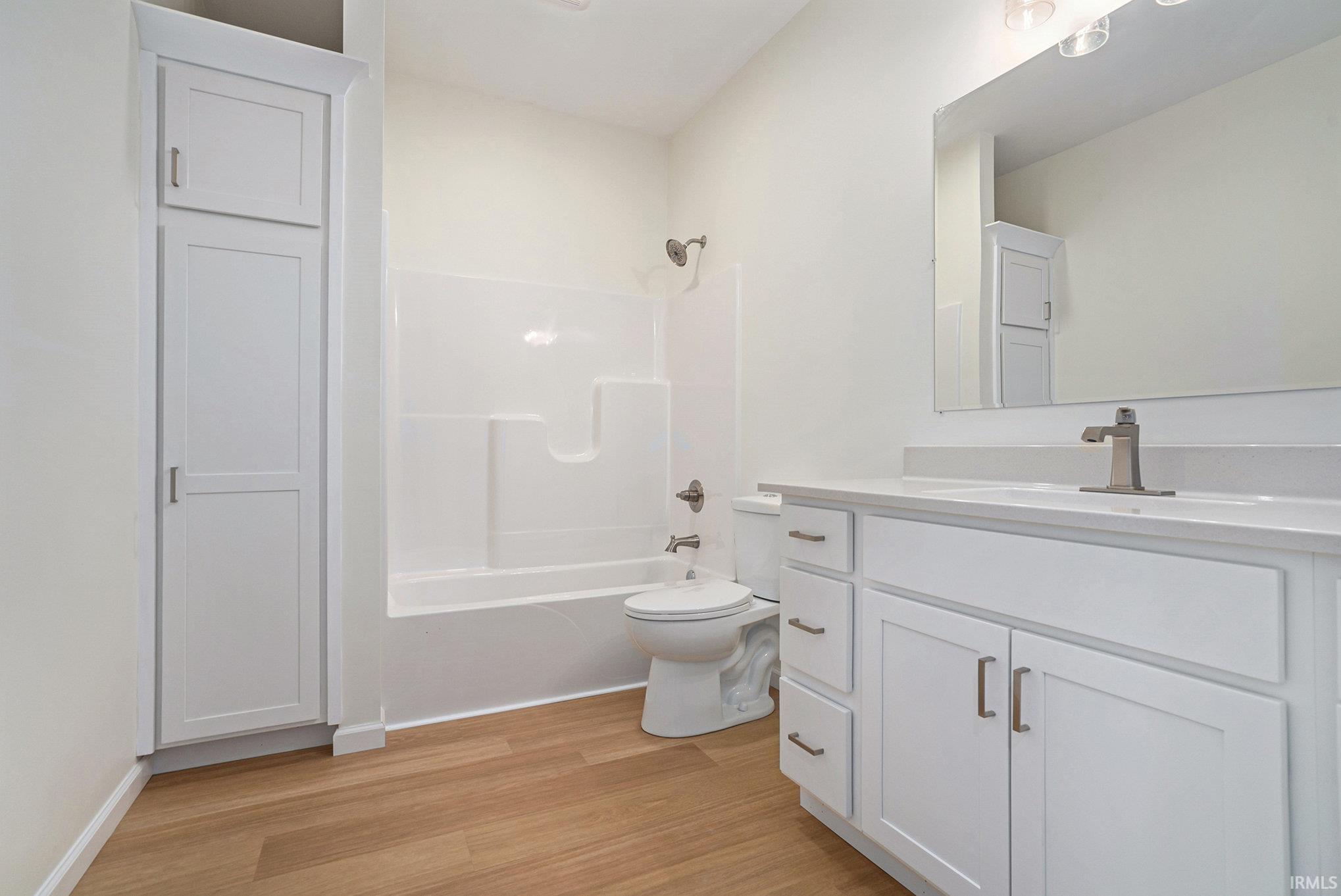Photo 13 of 54207 Starner Avenue