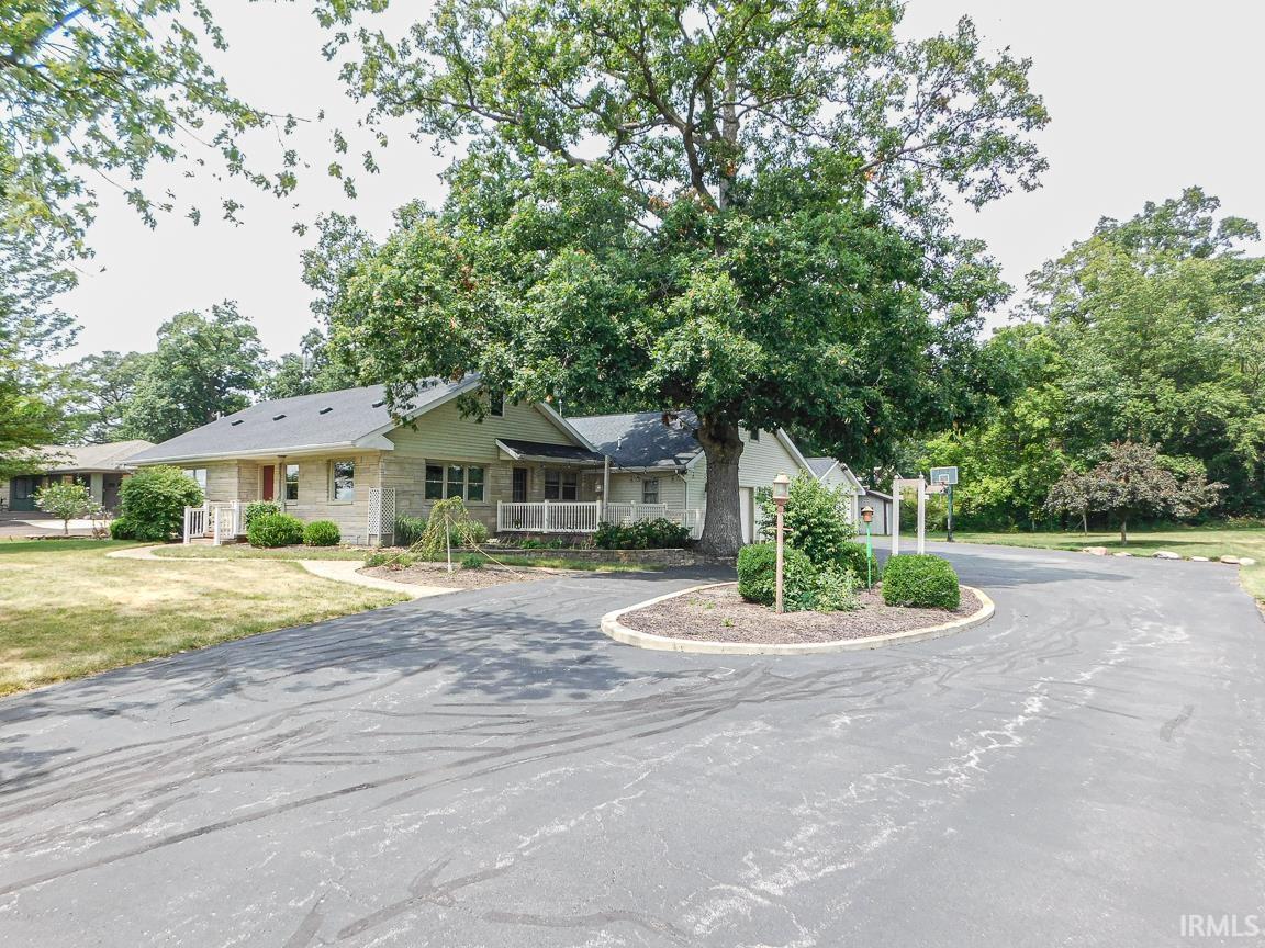 Photo 1 of 4775 E State Road 124