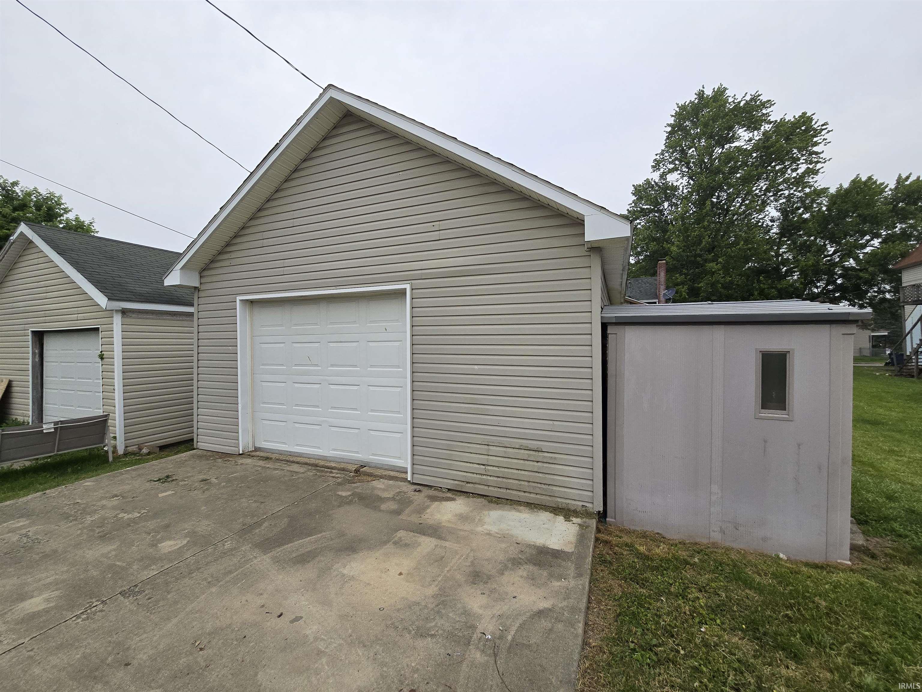 Homes for sale in Gas, IN | 107 W South B St, Gas, IN 46933 | MLS# 202523186