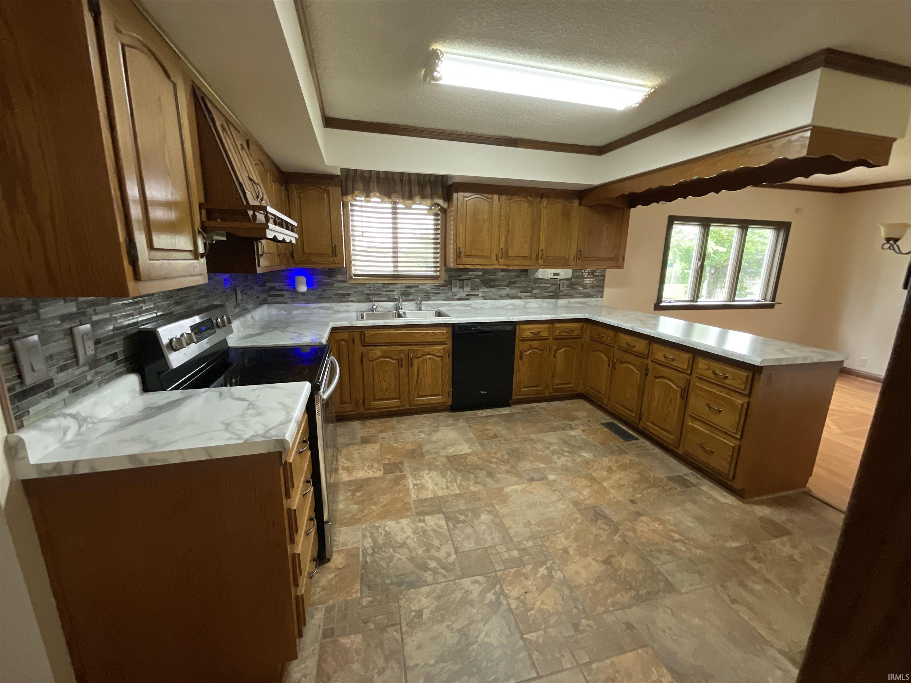 Photo 6 of 6474 N 75 E Road