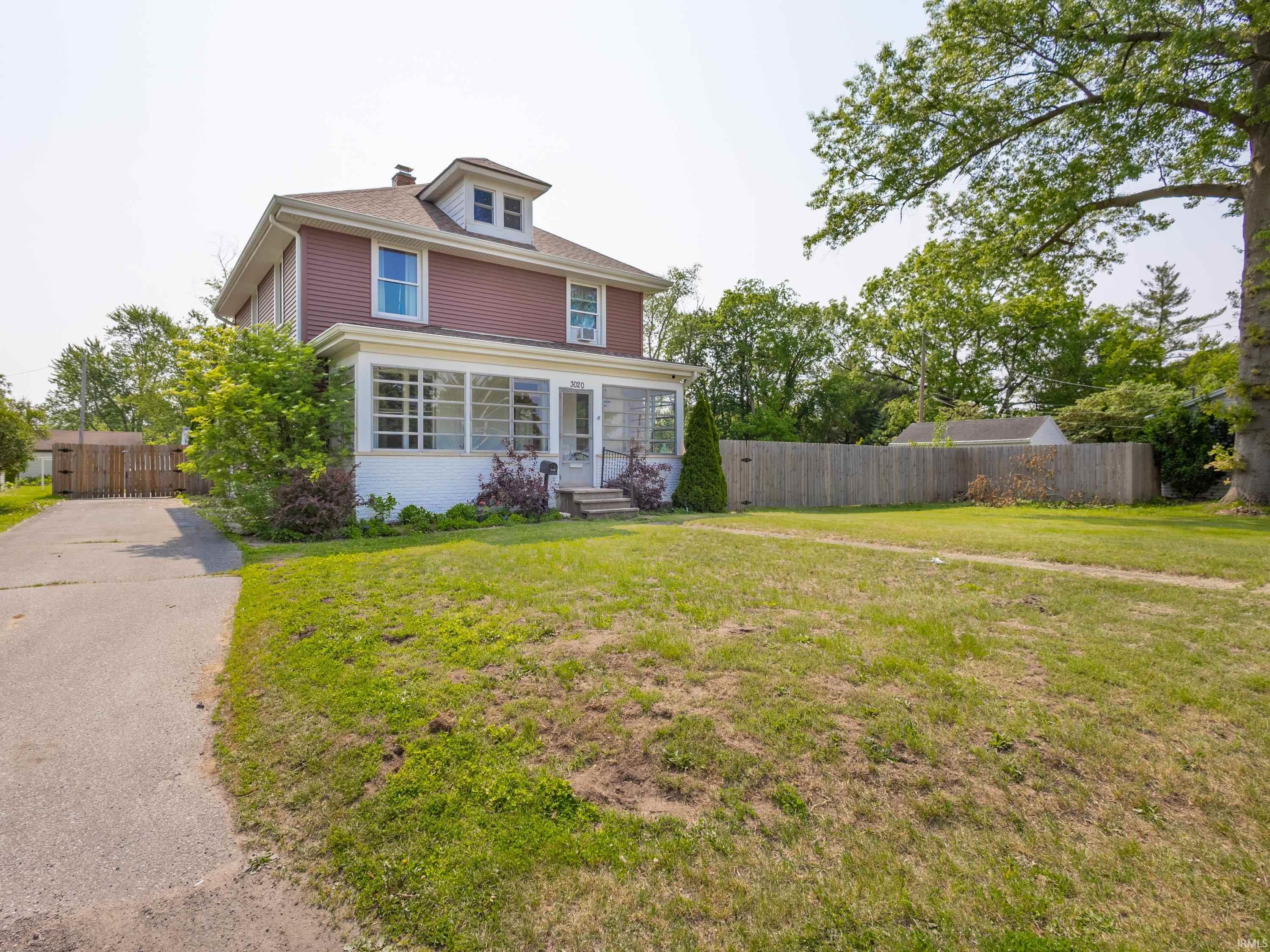 Photo 0 of 3020 Parnell Avenue
