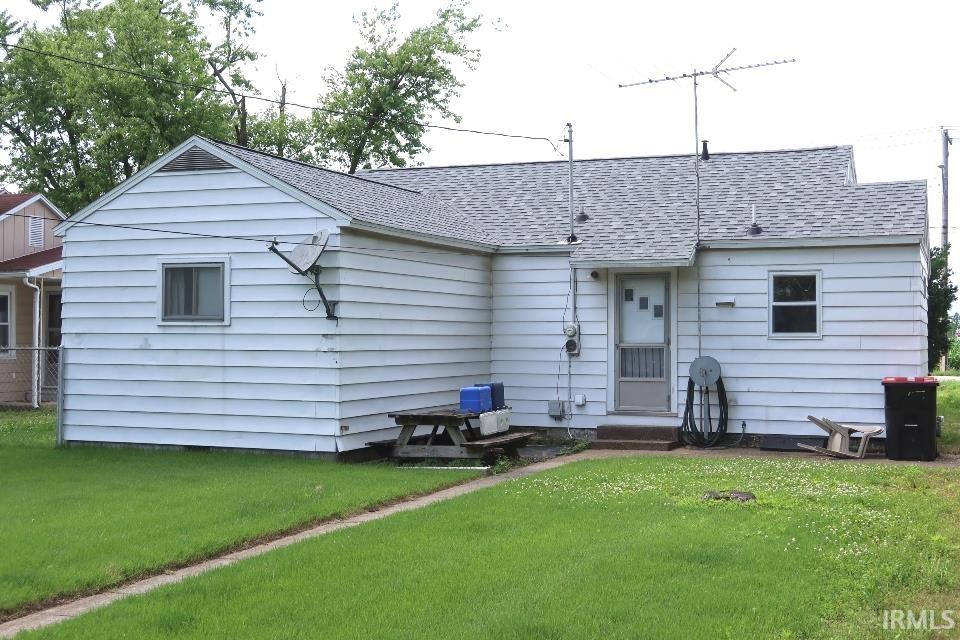 Homes for sale in Mount Vernon, IN | 1120 E Fourth St, Mount Vernon, IN 47620 | MLS# 202523265