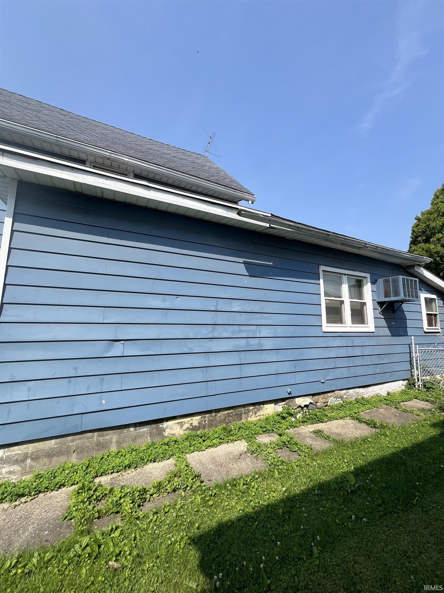 Homes for sale in Peru, IN | 320 E Main St, Peru, IN 46970 | MLS# 202523358