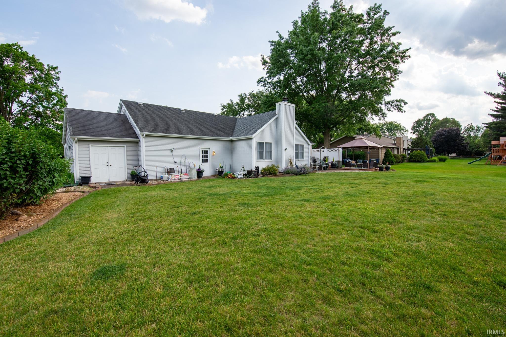 Photo 3 of 22885 Stonebrier Drive