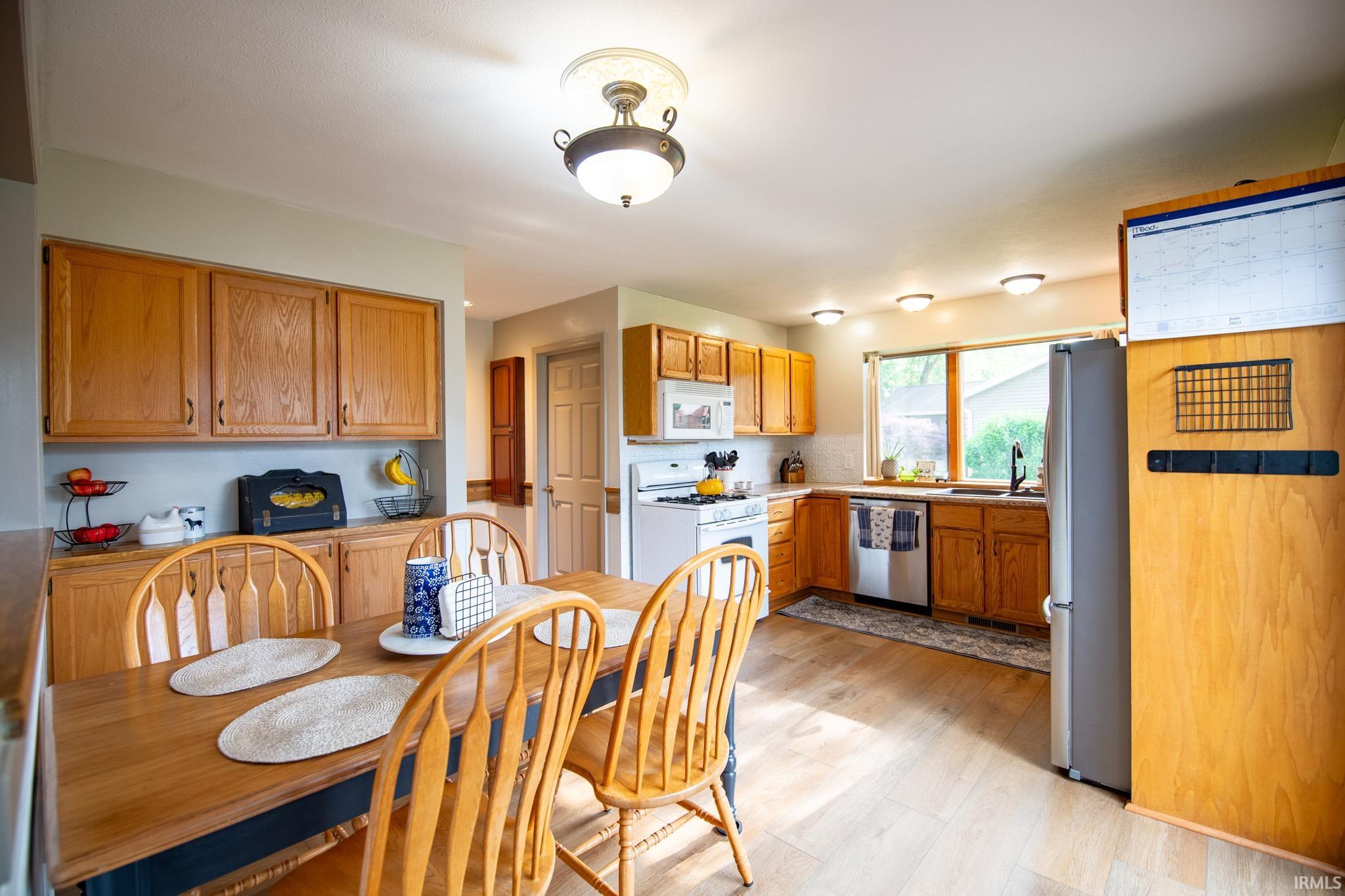 Photo 7 of 22885 Stonebrier Drive