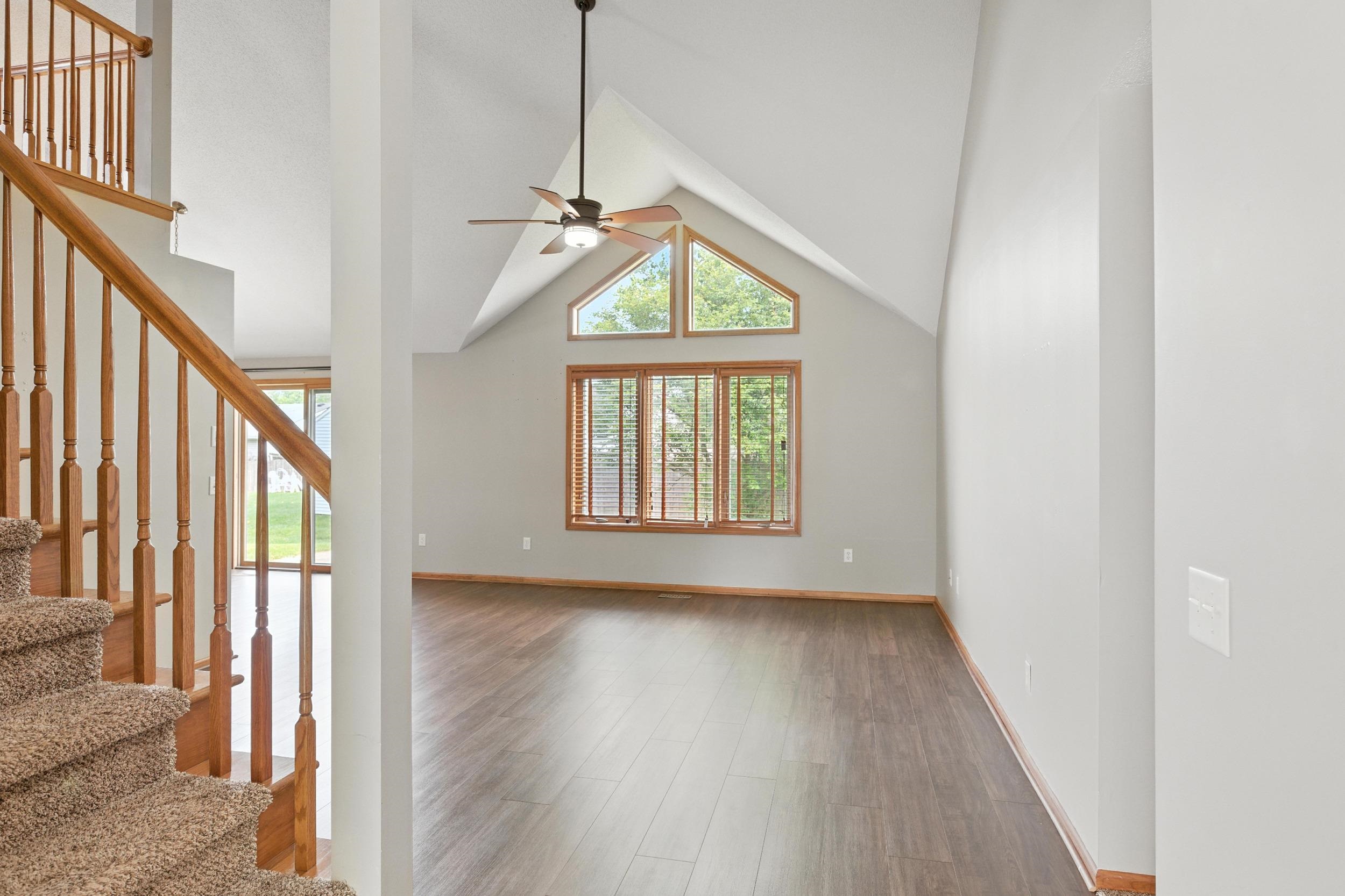 Photo 3 of 5130 WINDY KNOLL Court