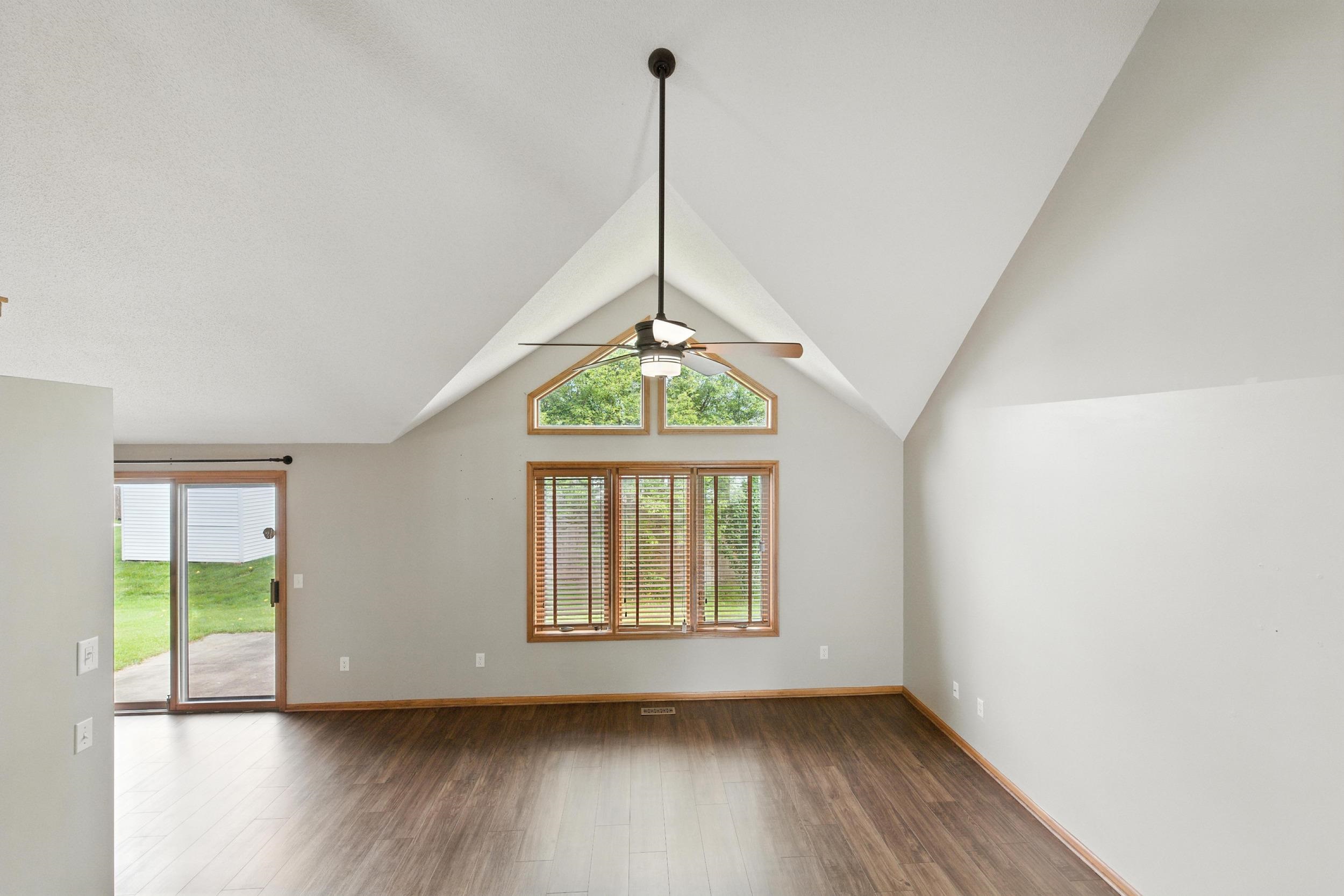 Photo 4 of 5130 WINDY KNOLL Court