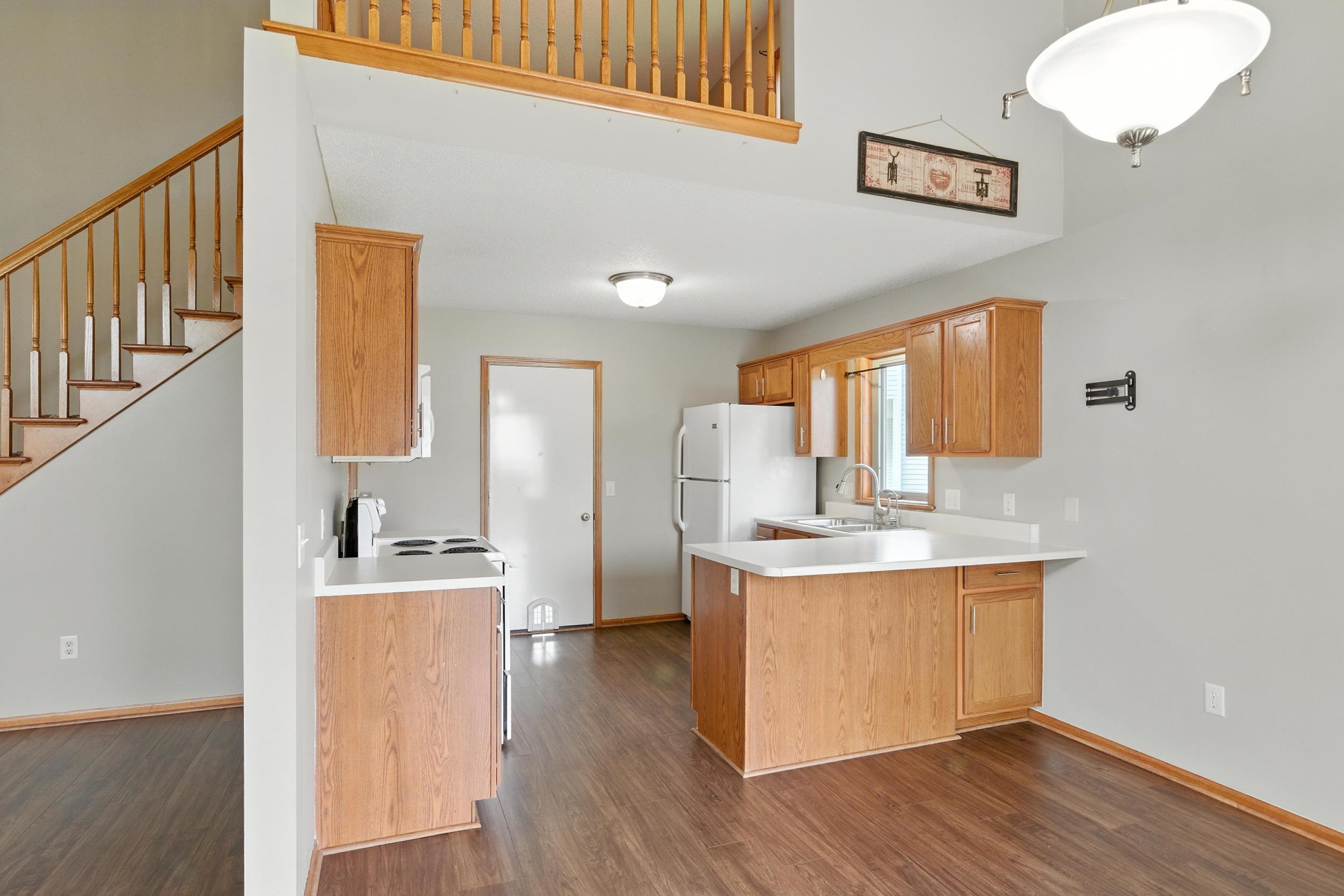 Photo 6 of 5130 WINDY KNOLL Court