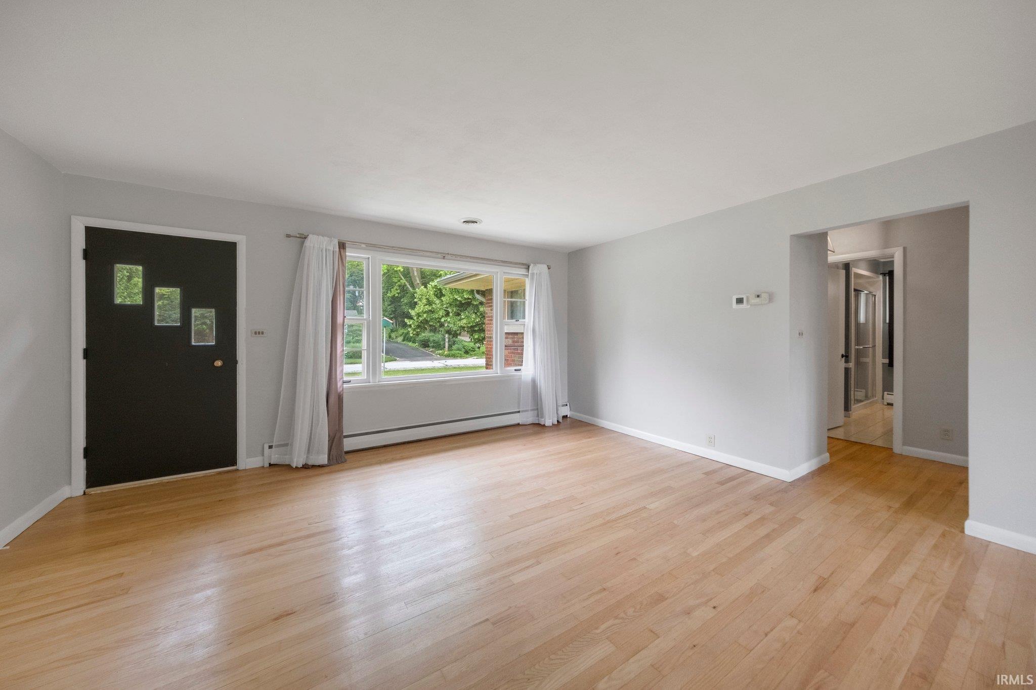 Photo 5 of 401 Woodland Drive