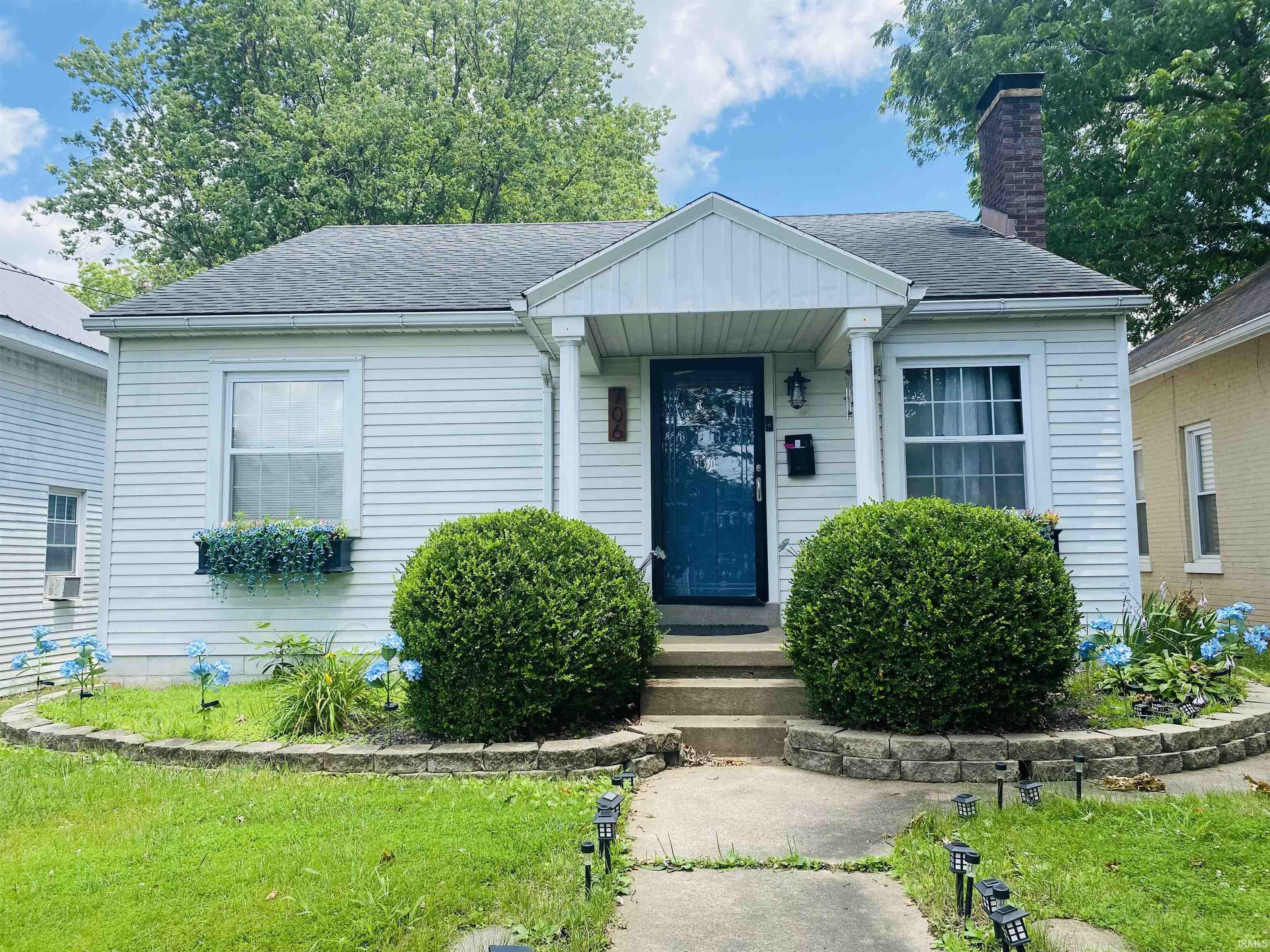 Homes for sale in Tell City, IN | 706 11th St, Tell City, IN 47586 | MLS# 202523509