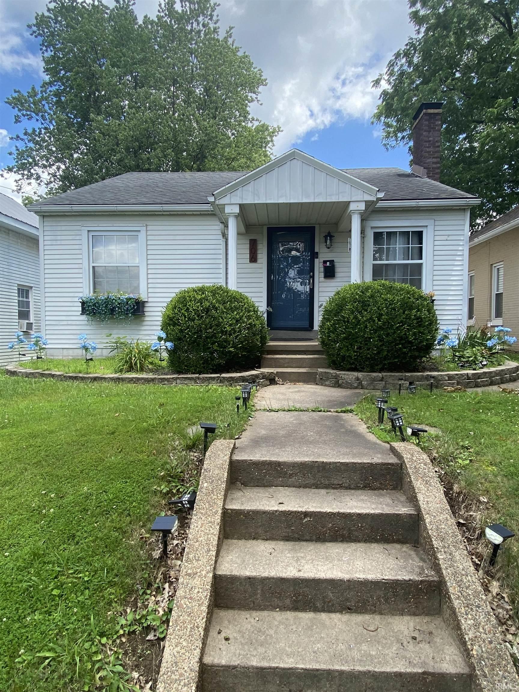 Homes for sale in Tell City, IN | 706 11Th St, Tell City, IN 47586 | MLS# 202523509