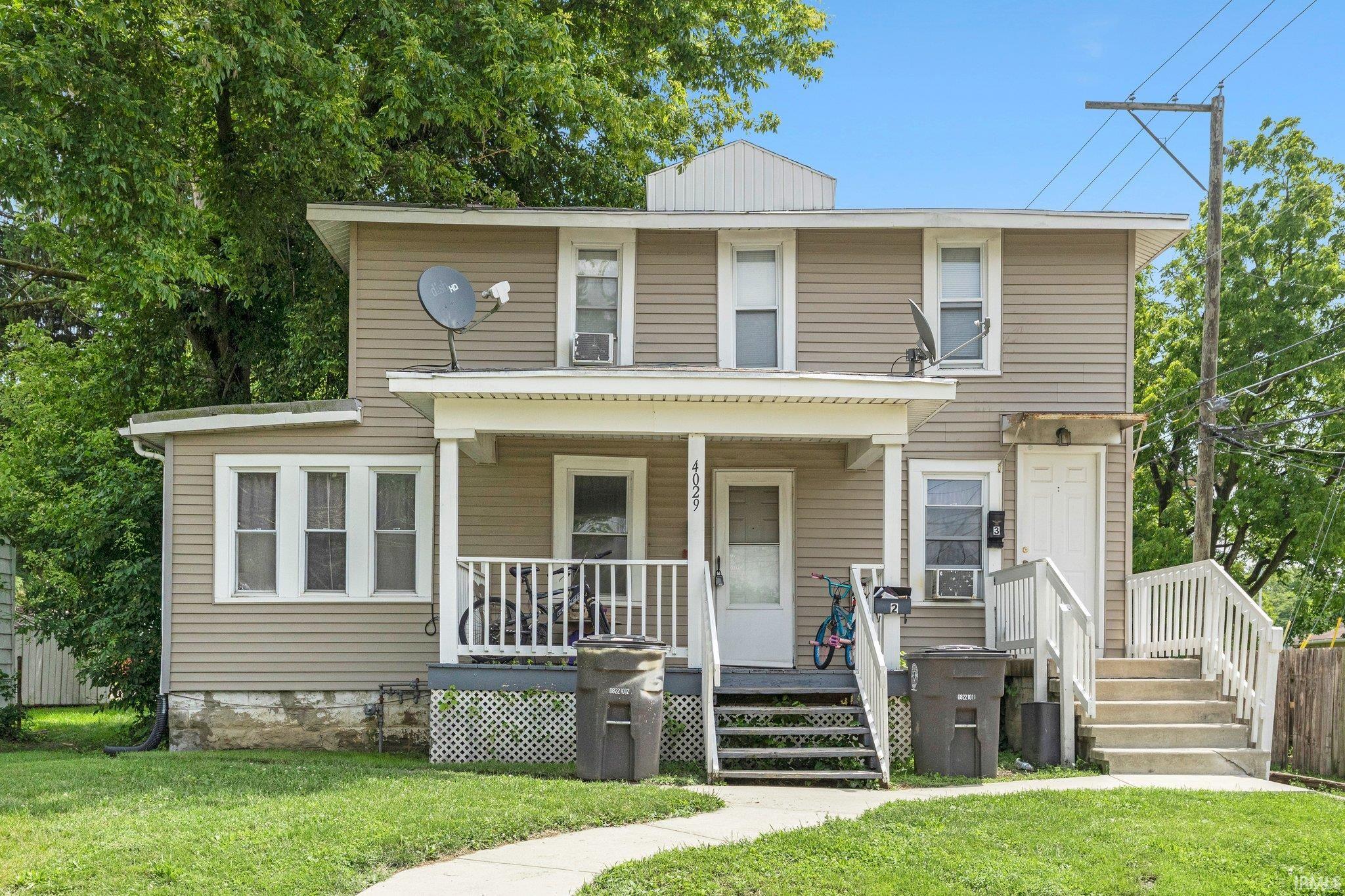 Photo 0 of 4029 Barr Street