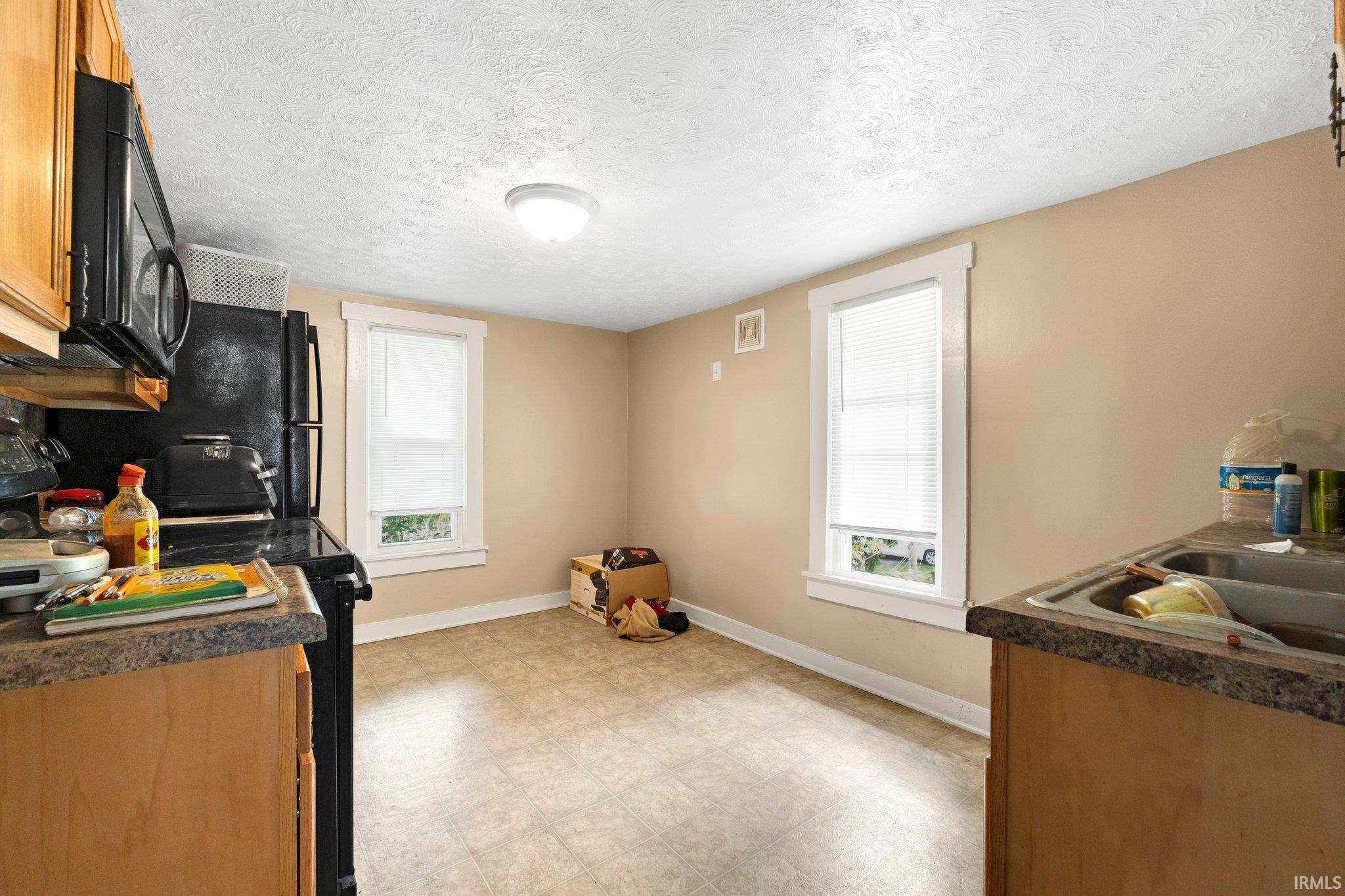 Photo 22 of 4029 Barr Street