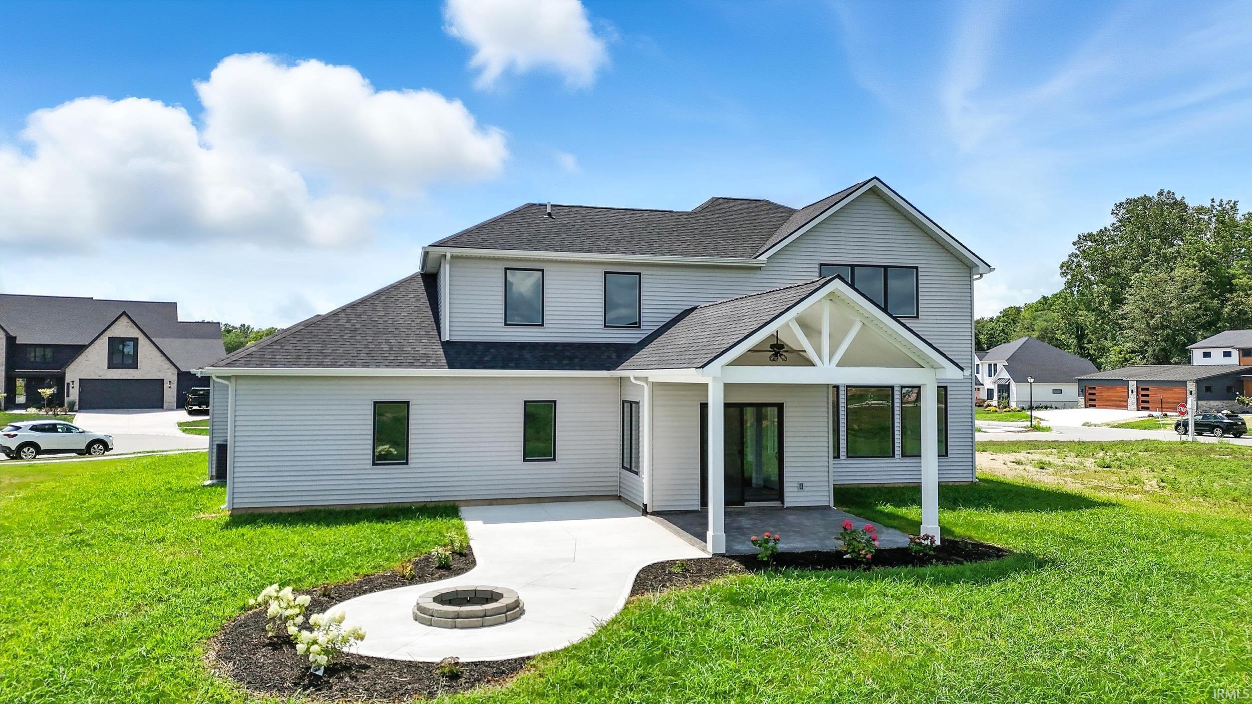 Photo 2 of 16846 Peridotite Cove