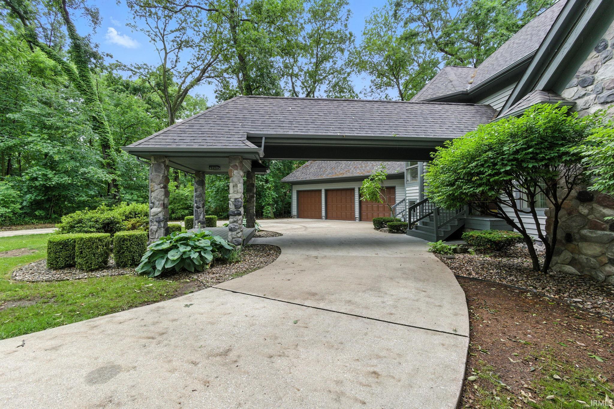 Photo 1 of 30599 Edgewater Drive