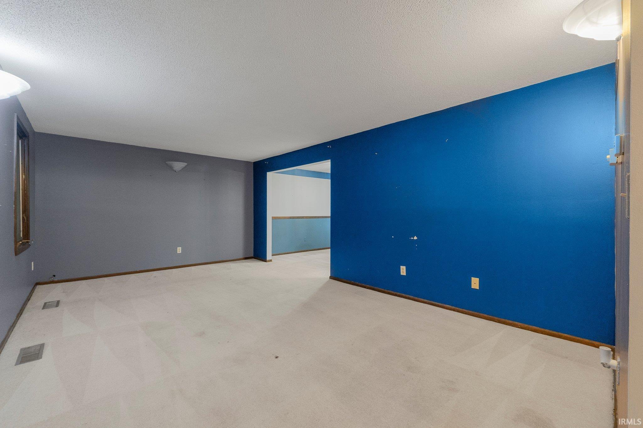 Photo 3 of 7702 Sunderland Drive